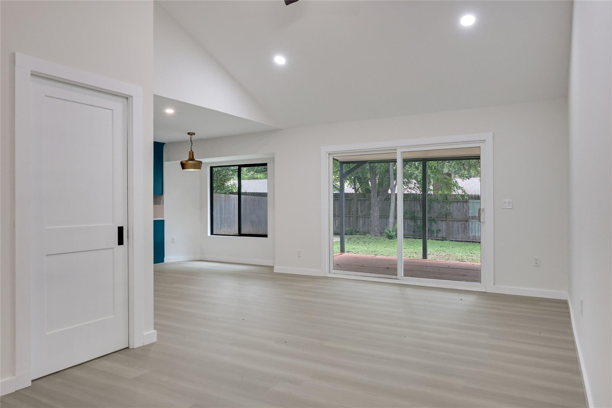 1708  Raven Dr, photo 4