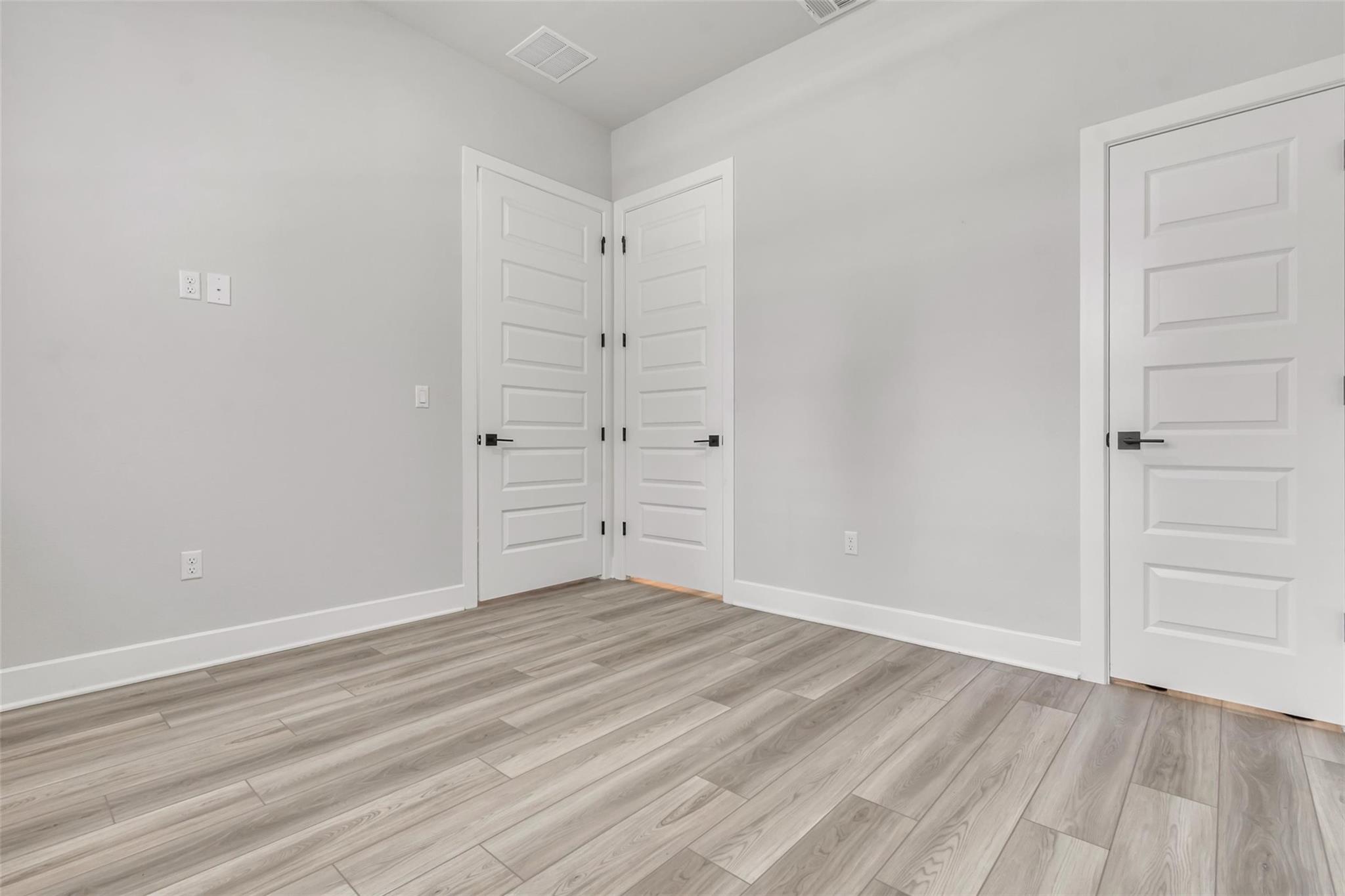1808  Holly St, photo 8