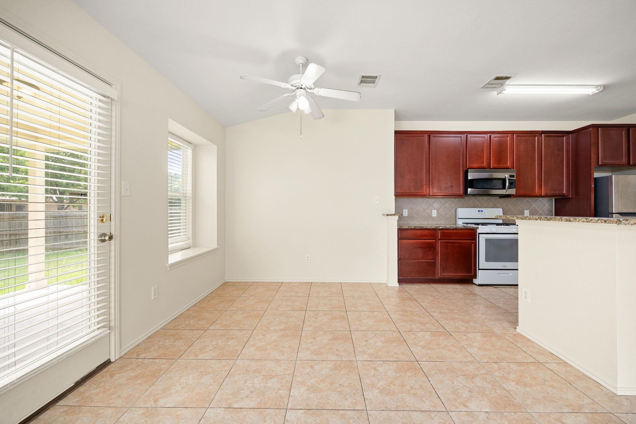 1507  Fort Lloyd Pl, photo 8