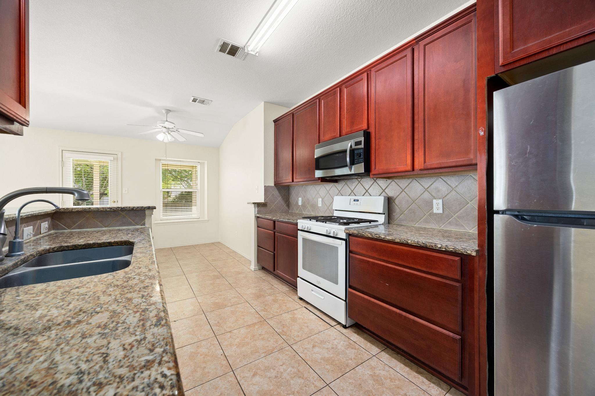 1507  Fort Lloyd Pl, photo 10