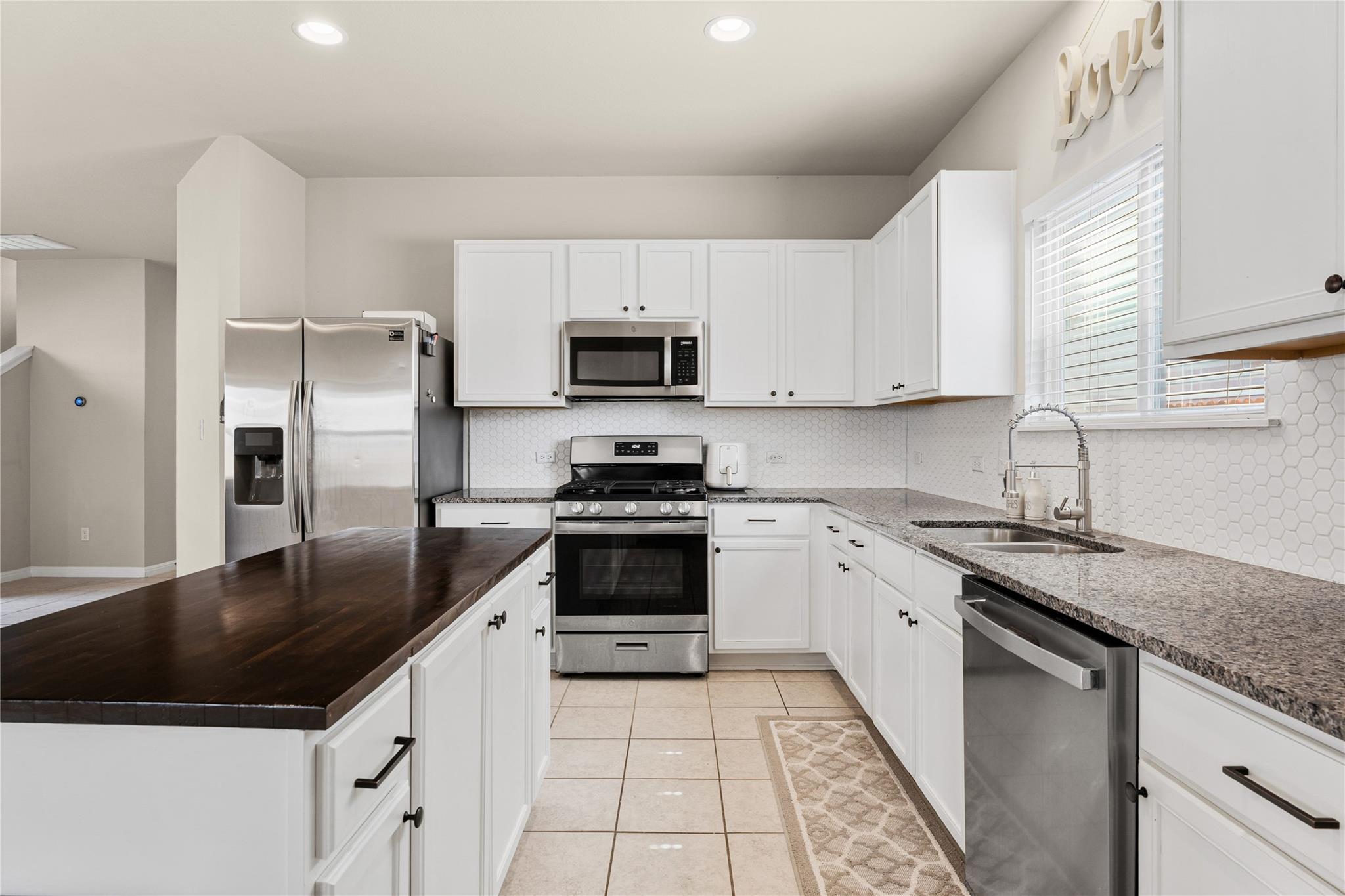 237  Driftwood Ln, photo 11