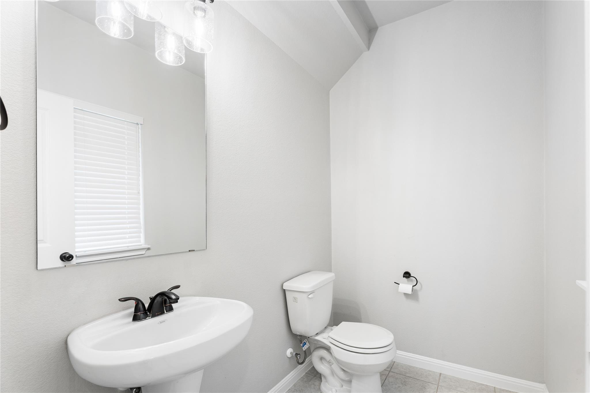 237  Driftwood Ln, photo 6
