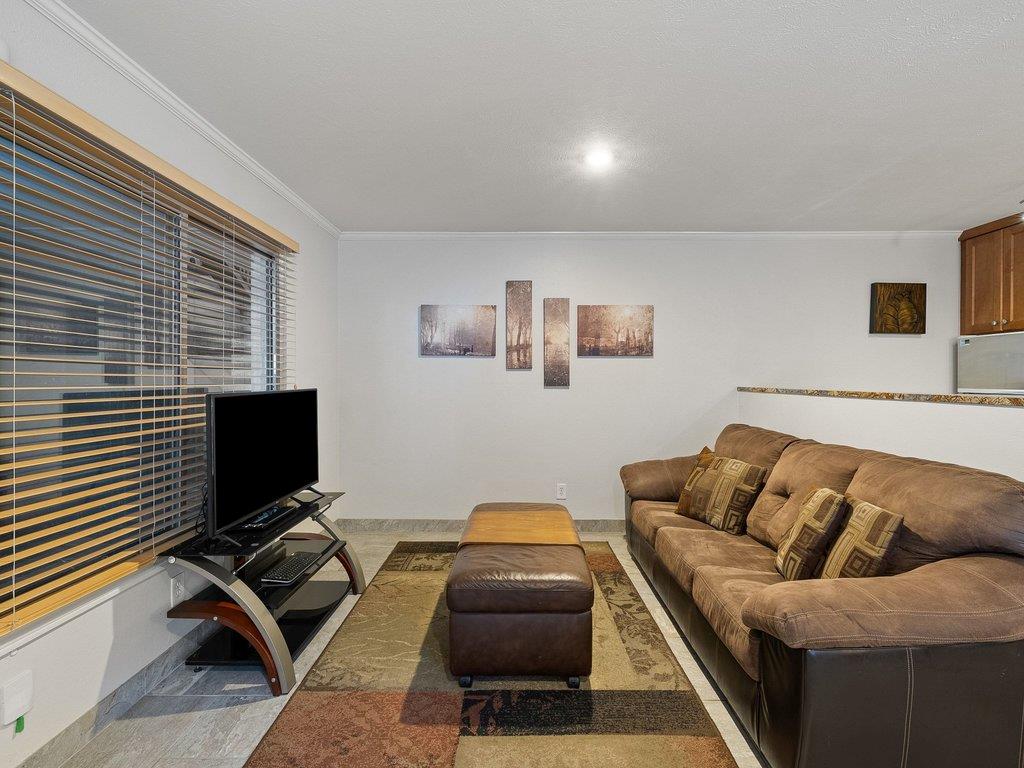 505 W 7th St  #115, photo 3