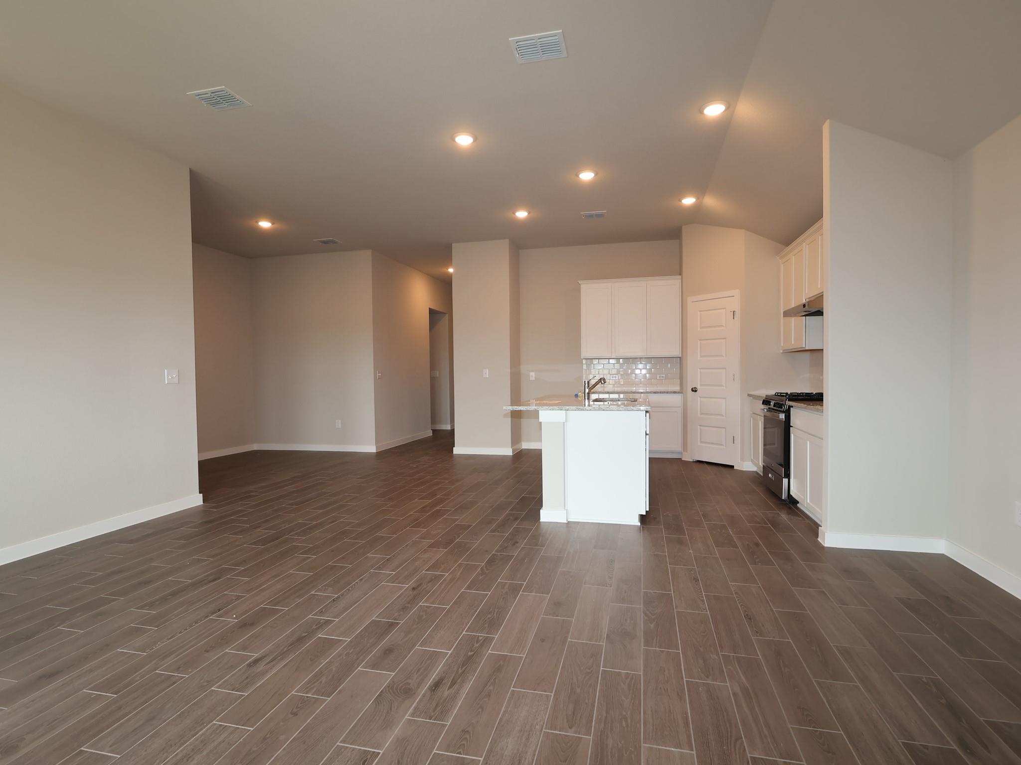 10112  Majestic Hawk Way, photo 6