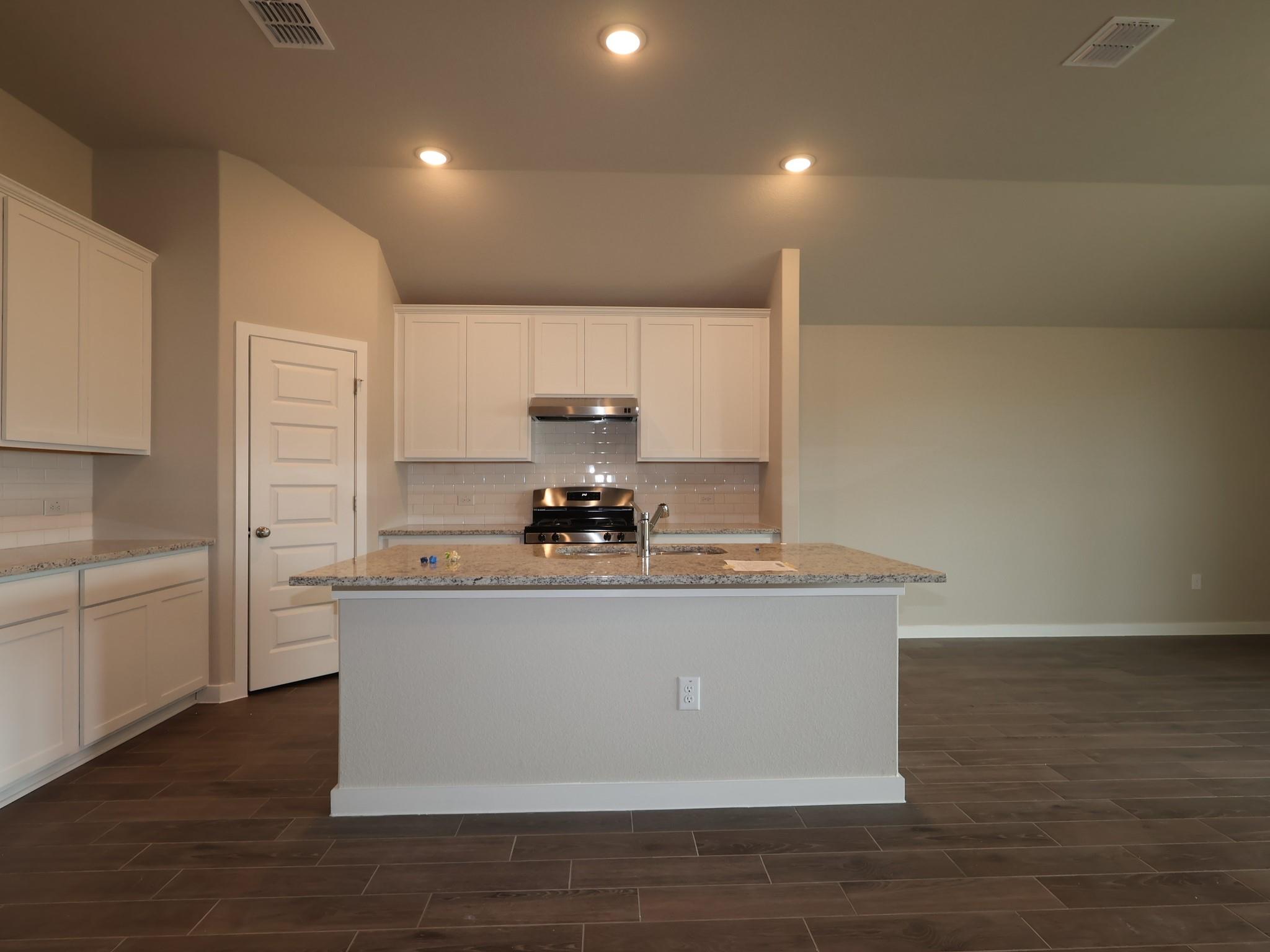 10112  Majestic Hawk Way, photo 7