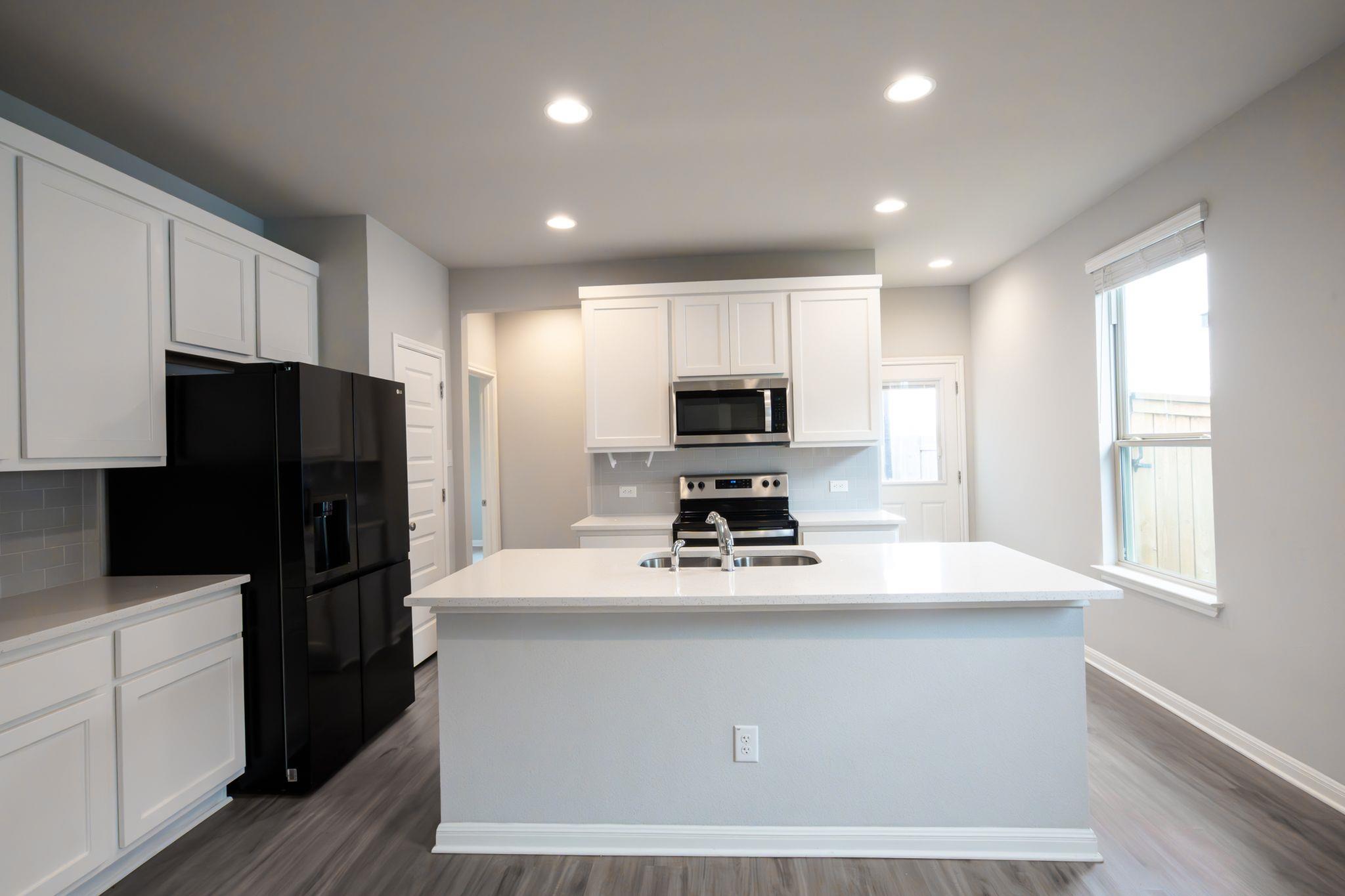 208  Kellys Heroes Way, photo 8