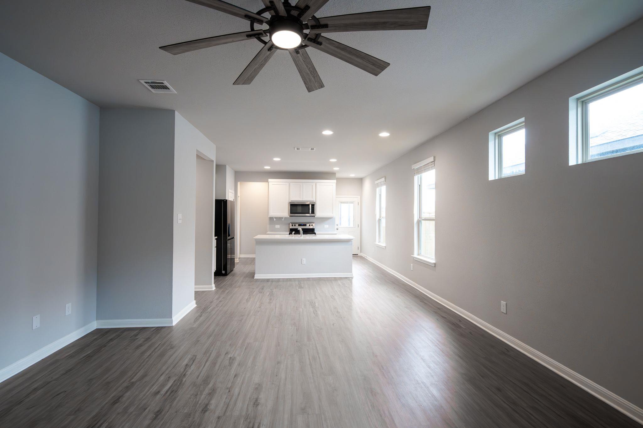 208  Kellys Heroes Way, photo 9