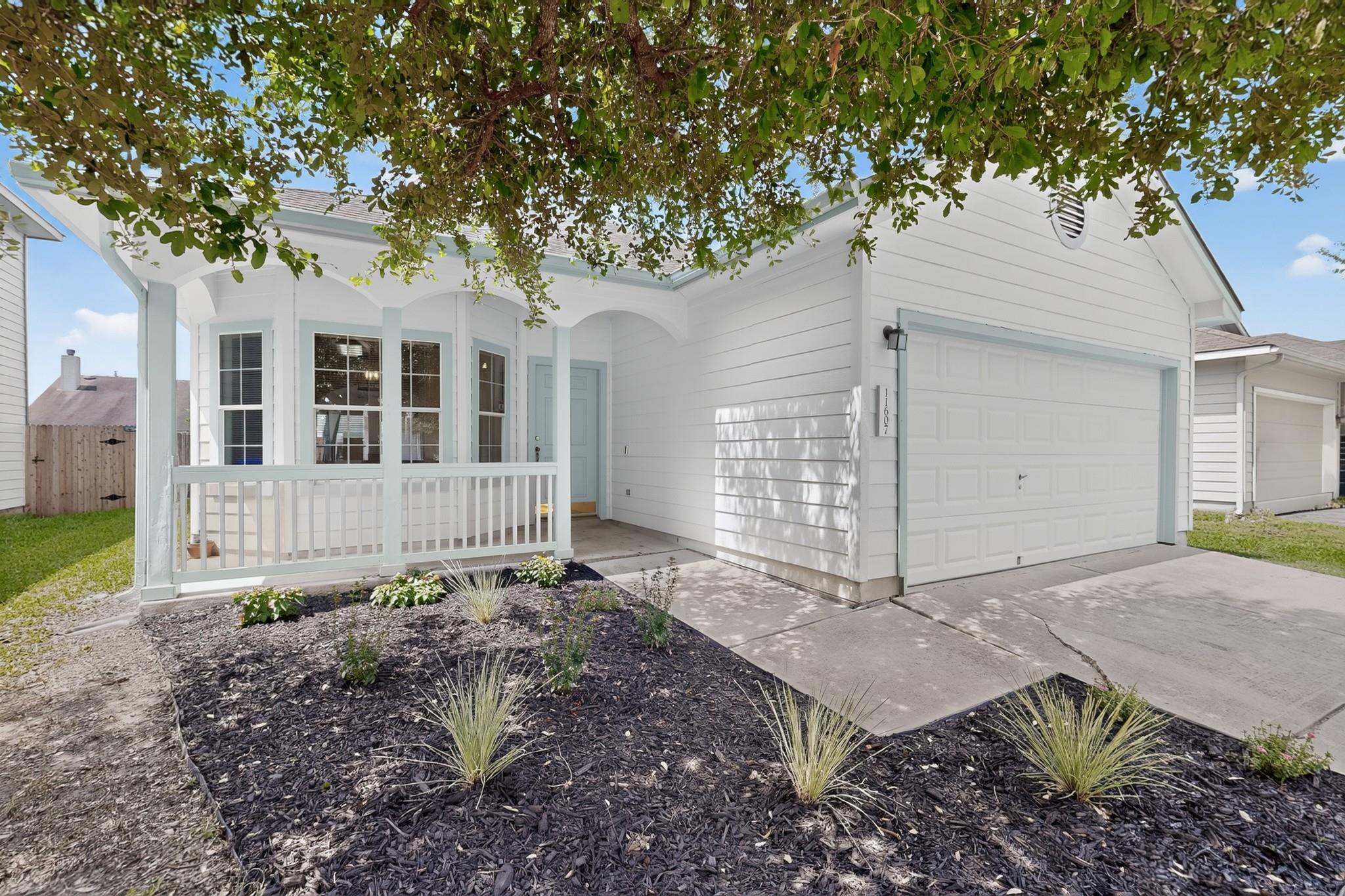 11607  Lapoynor St, photo 2