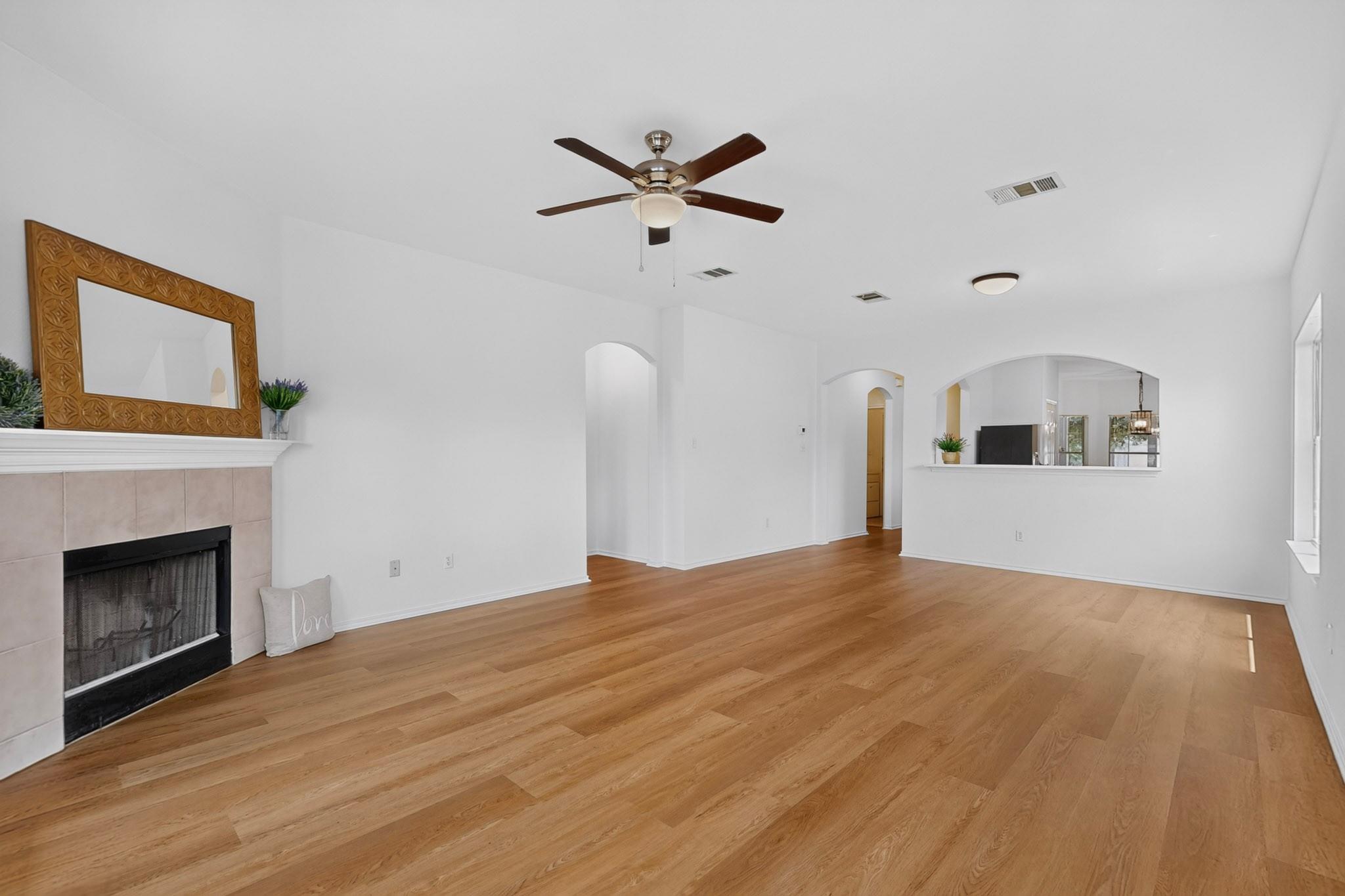 11607  Lapoynor St, photo 6
