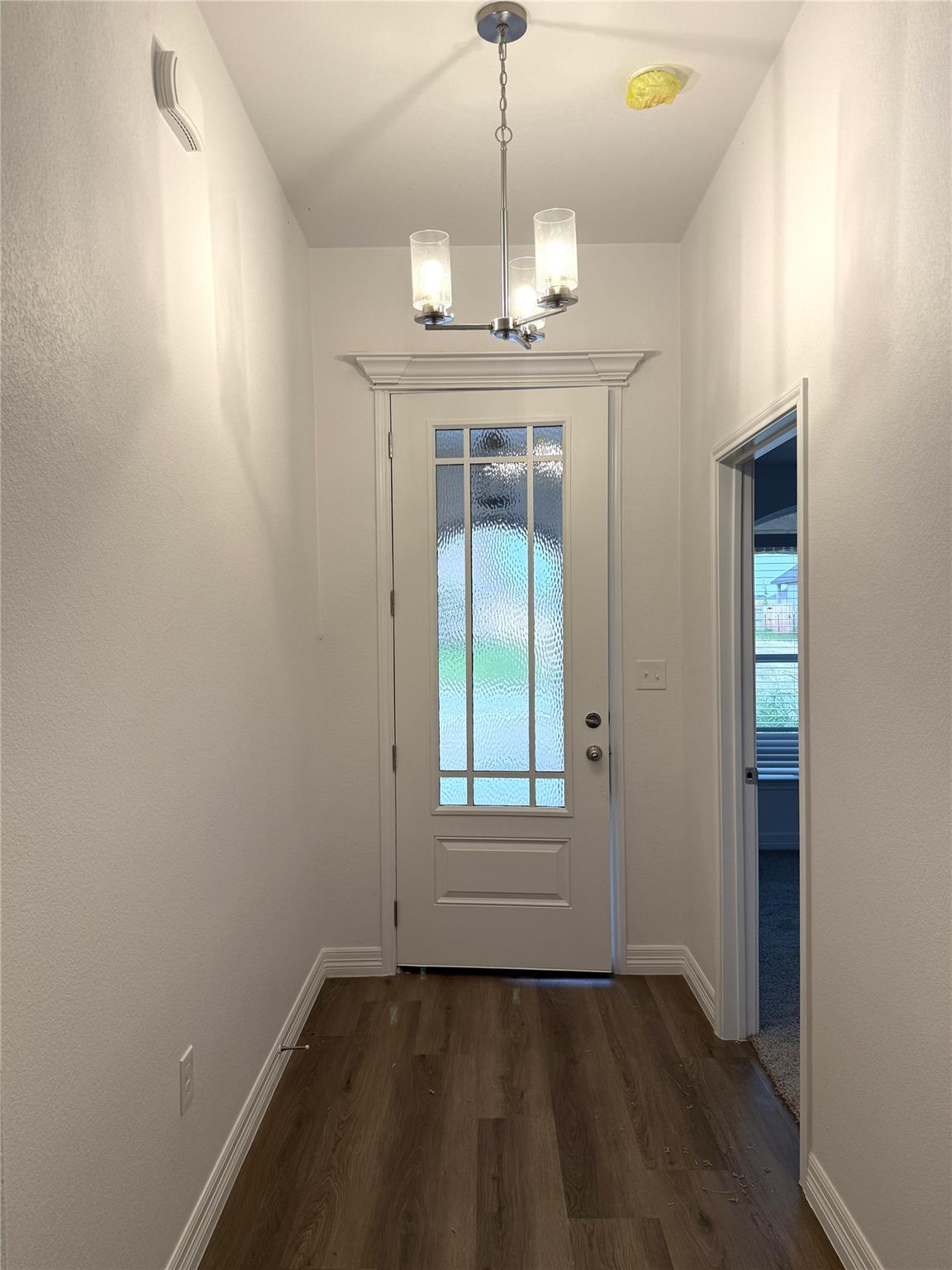 5242  Lassen Ln, photo 3