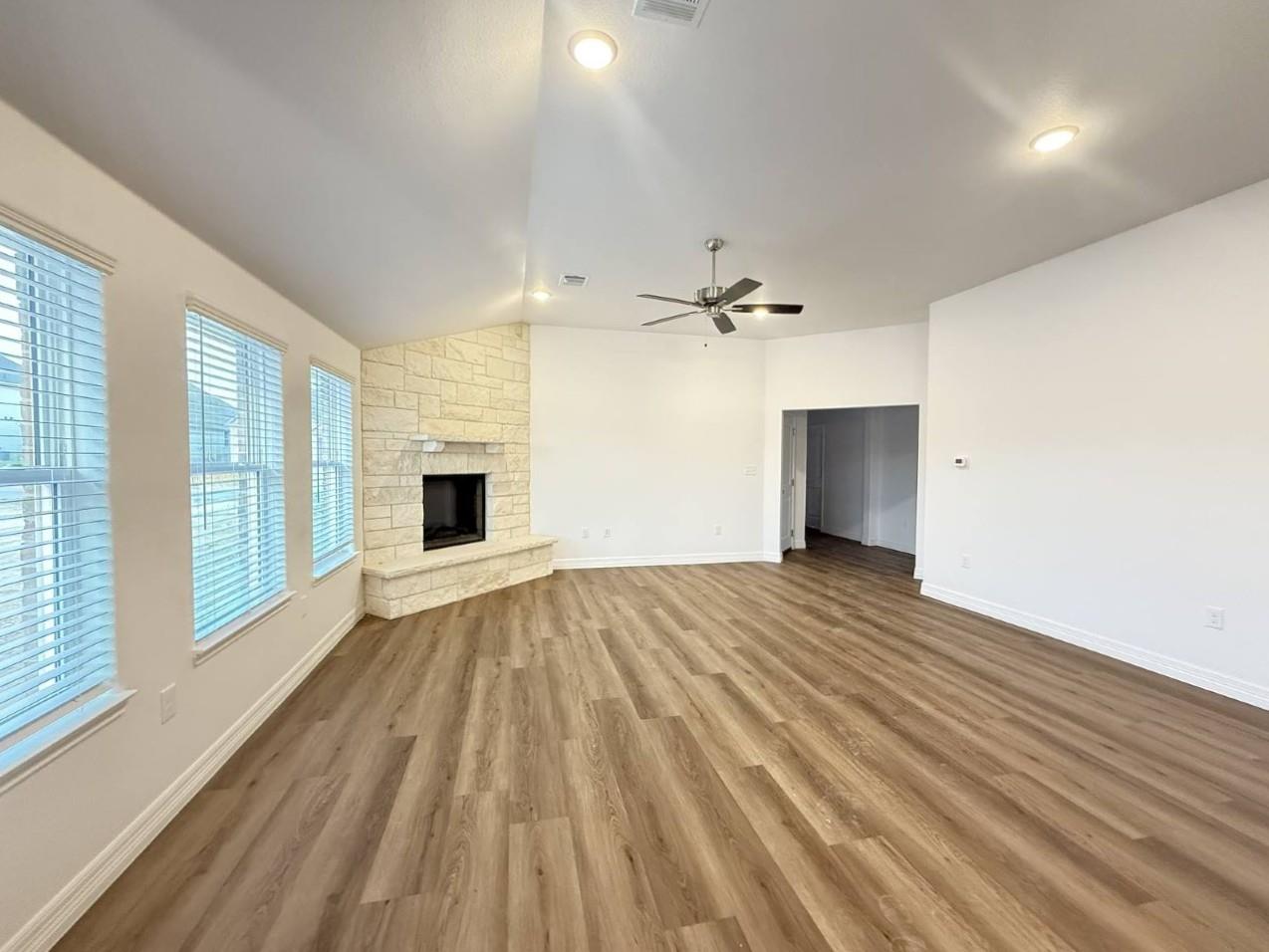 5242  Lassen Ln, photo 6