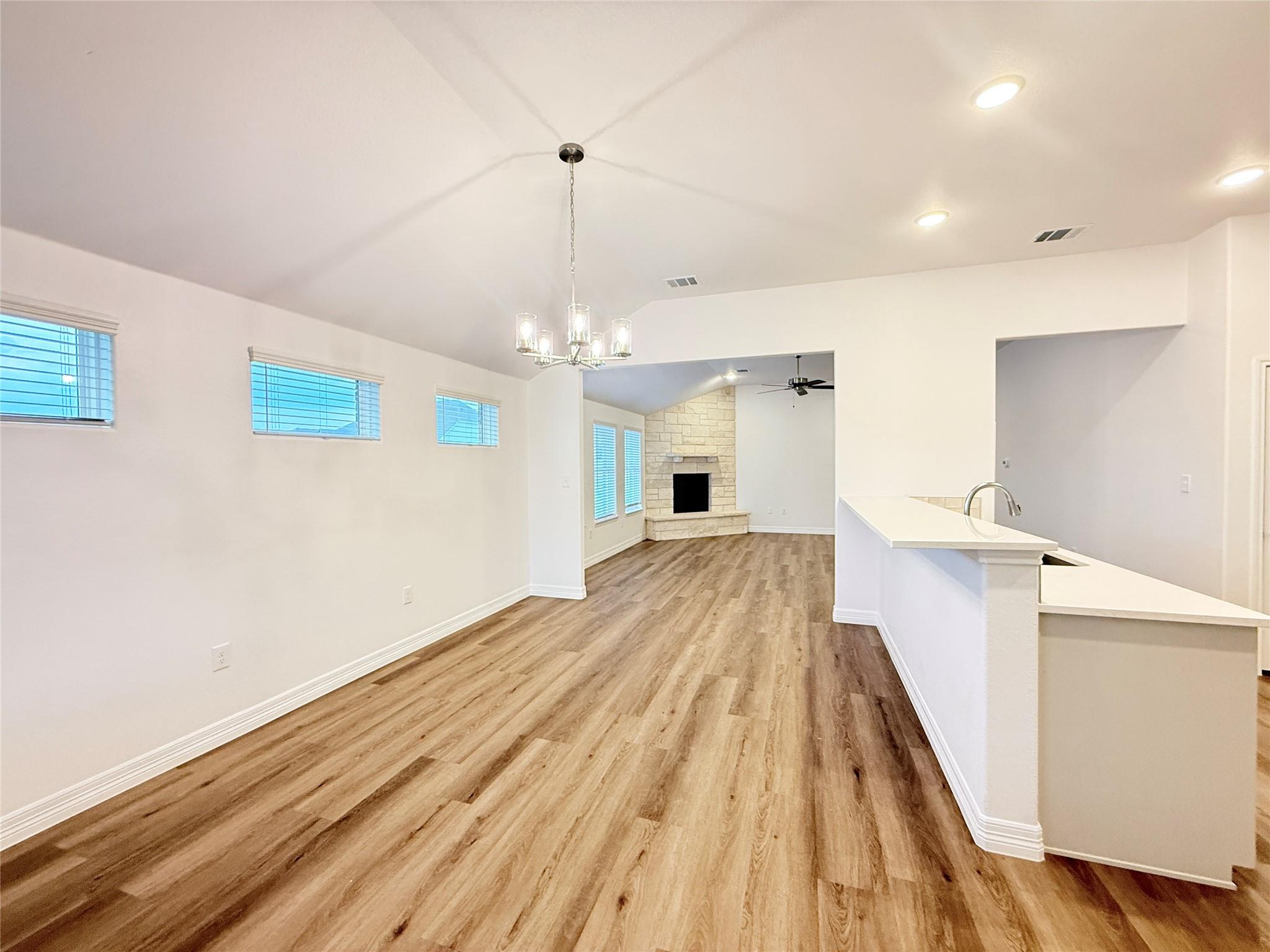 5242  Lassen Ln, photo 8
