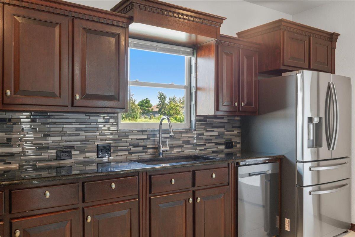 1206  Walter Hoffman Rd, photo 12