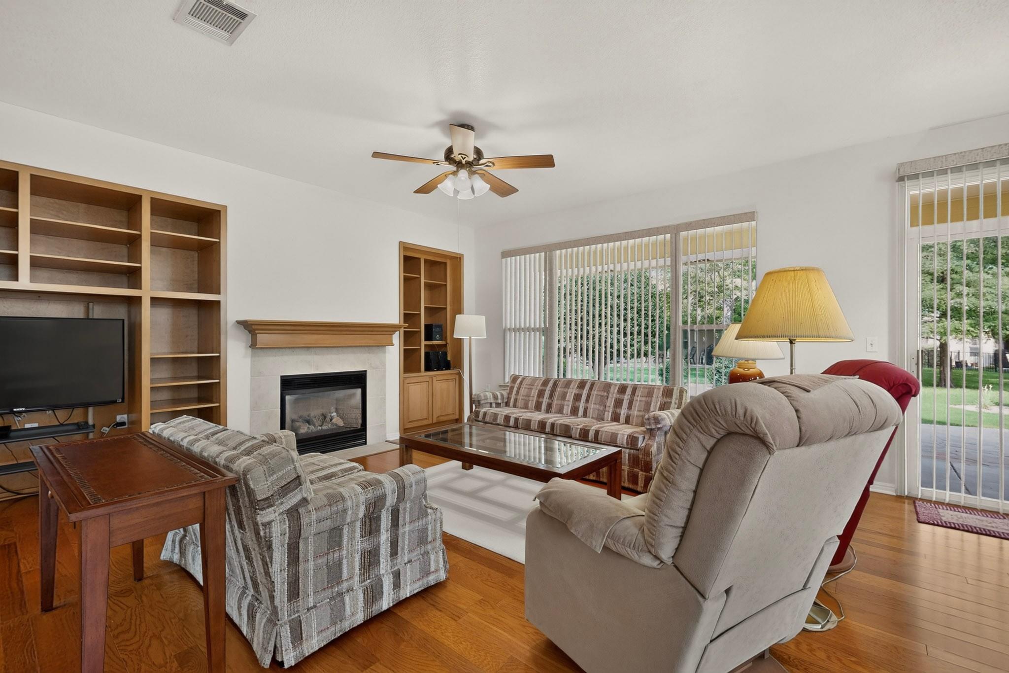 207  Red Poppy Trl, photo 5
