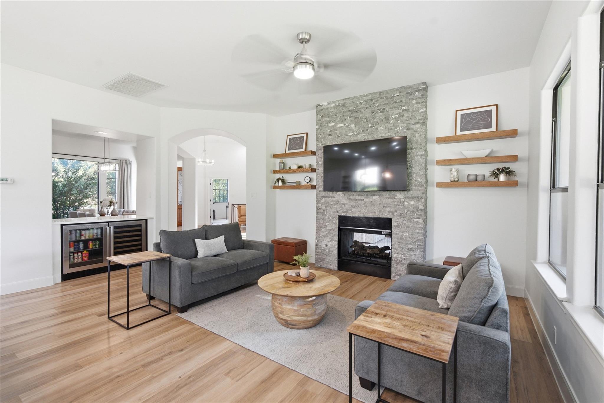 108  Crest View Dr, photo 8