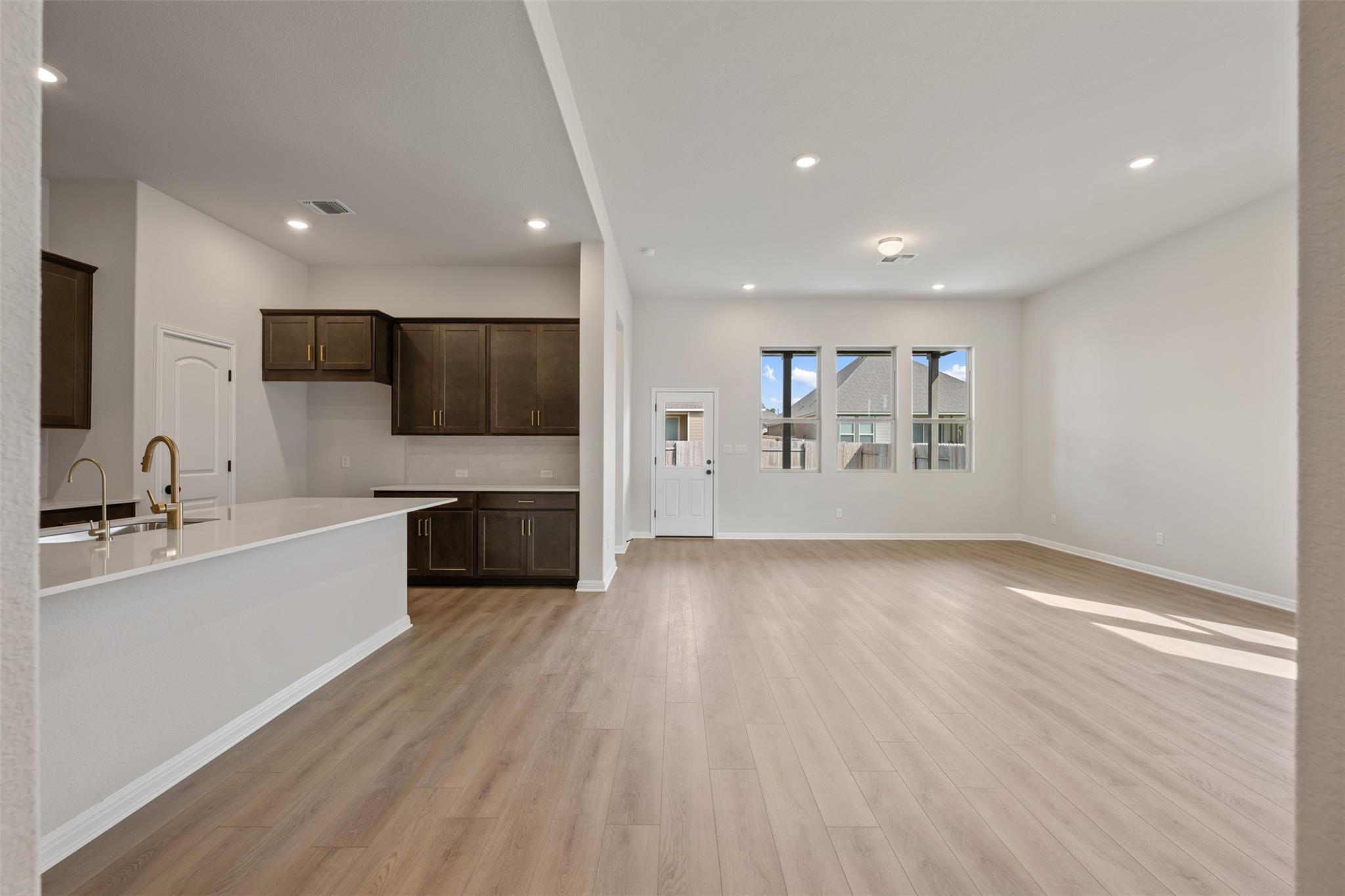 17528  Junipero St, photo 12