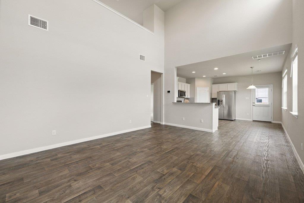 102  Ashford Way, photo 6