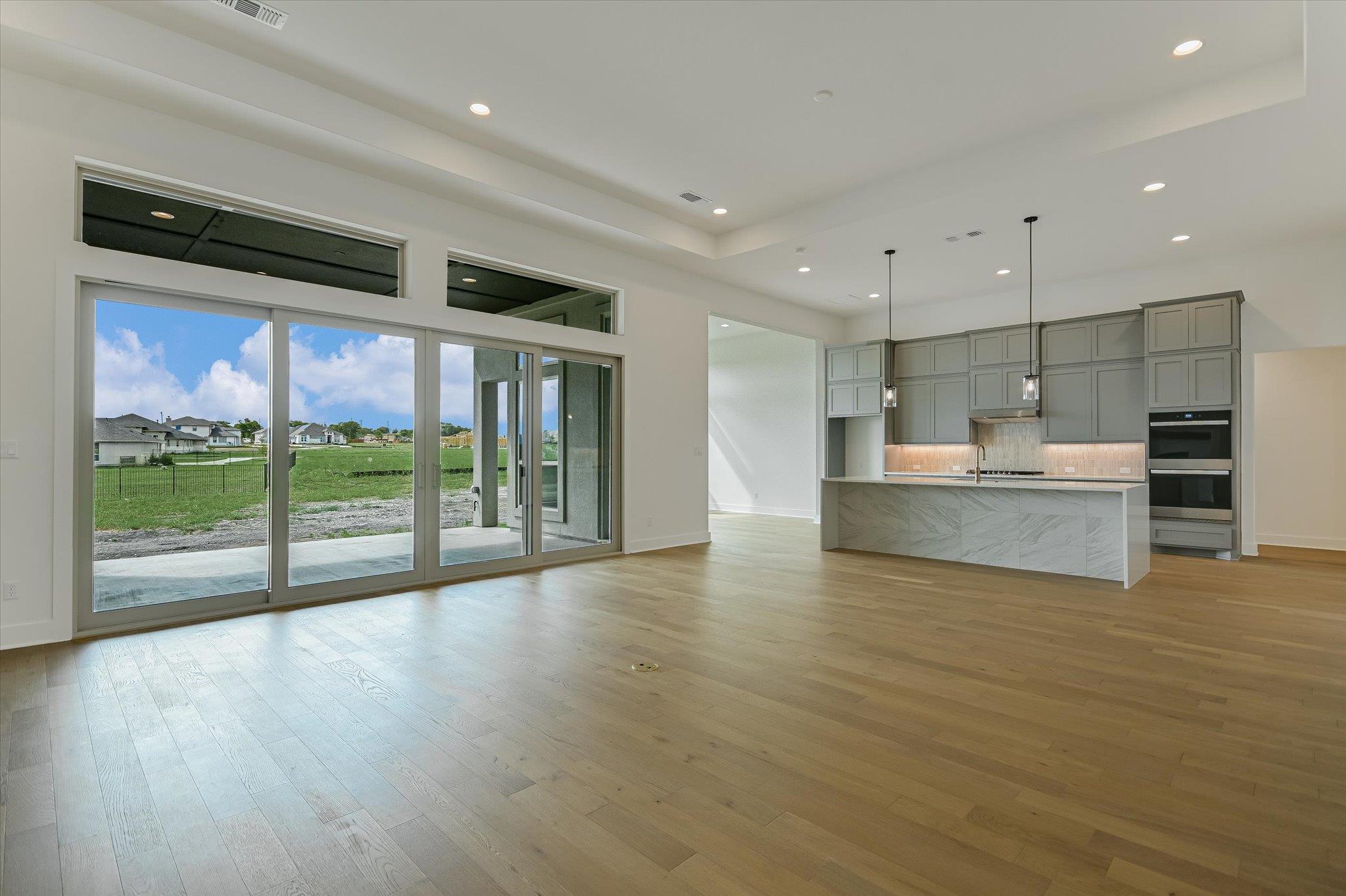 624 Harrison Matthew Ln photo 9