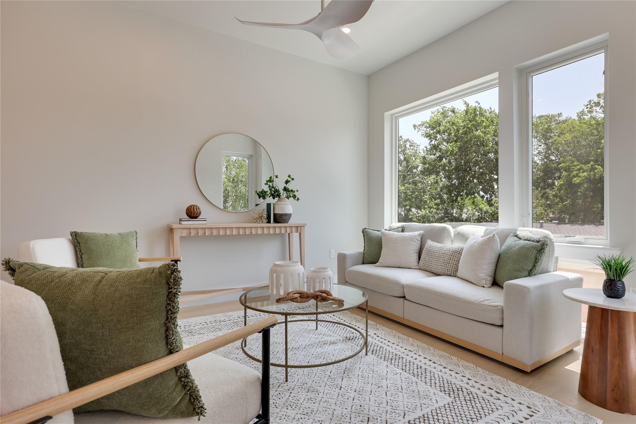 100 W Odell St  #1, photo 8