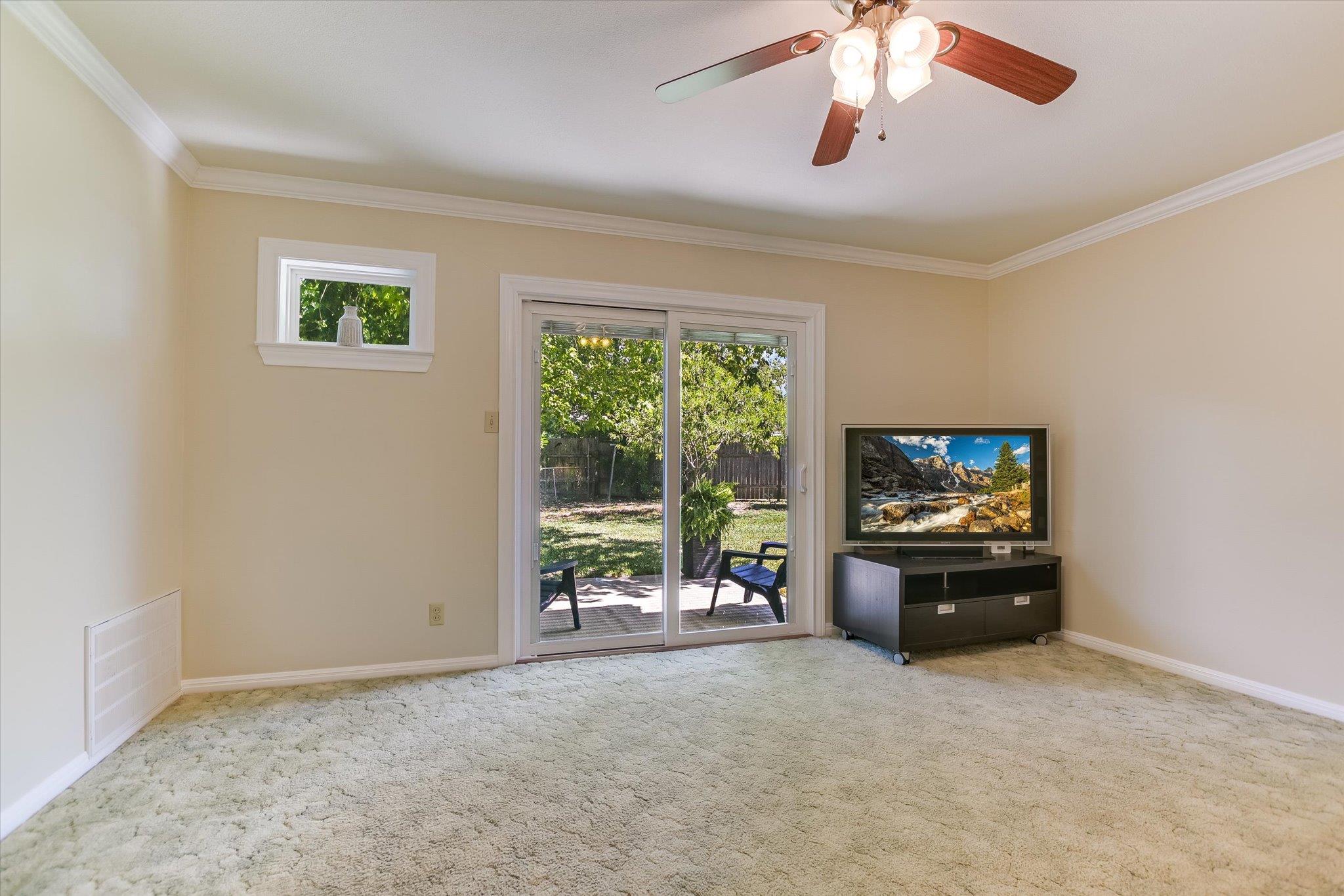 3000  Firwood Dr, photo 4