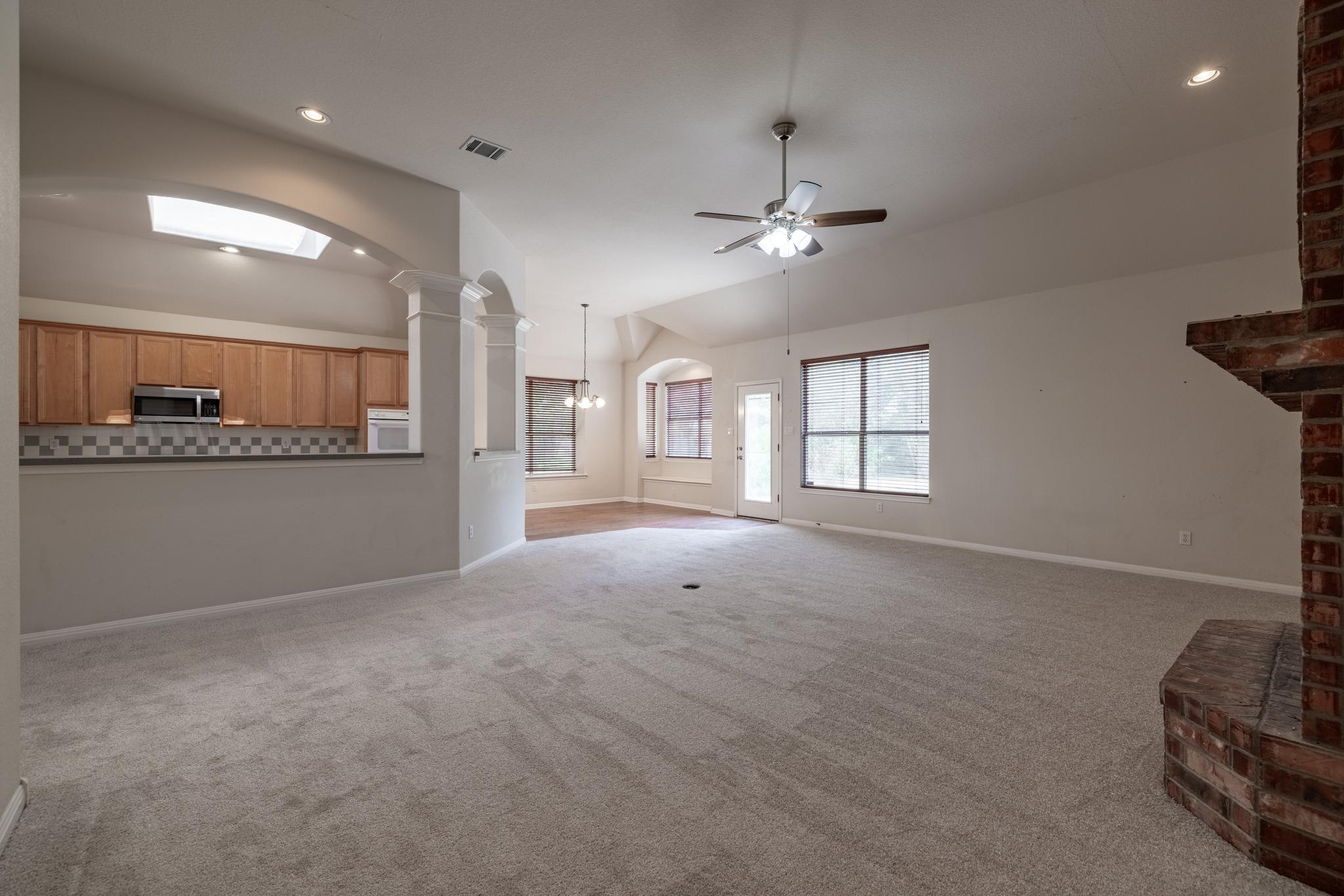 124  Stonehedge Blvd, photo 6