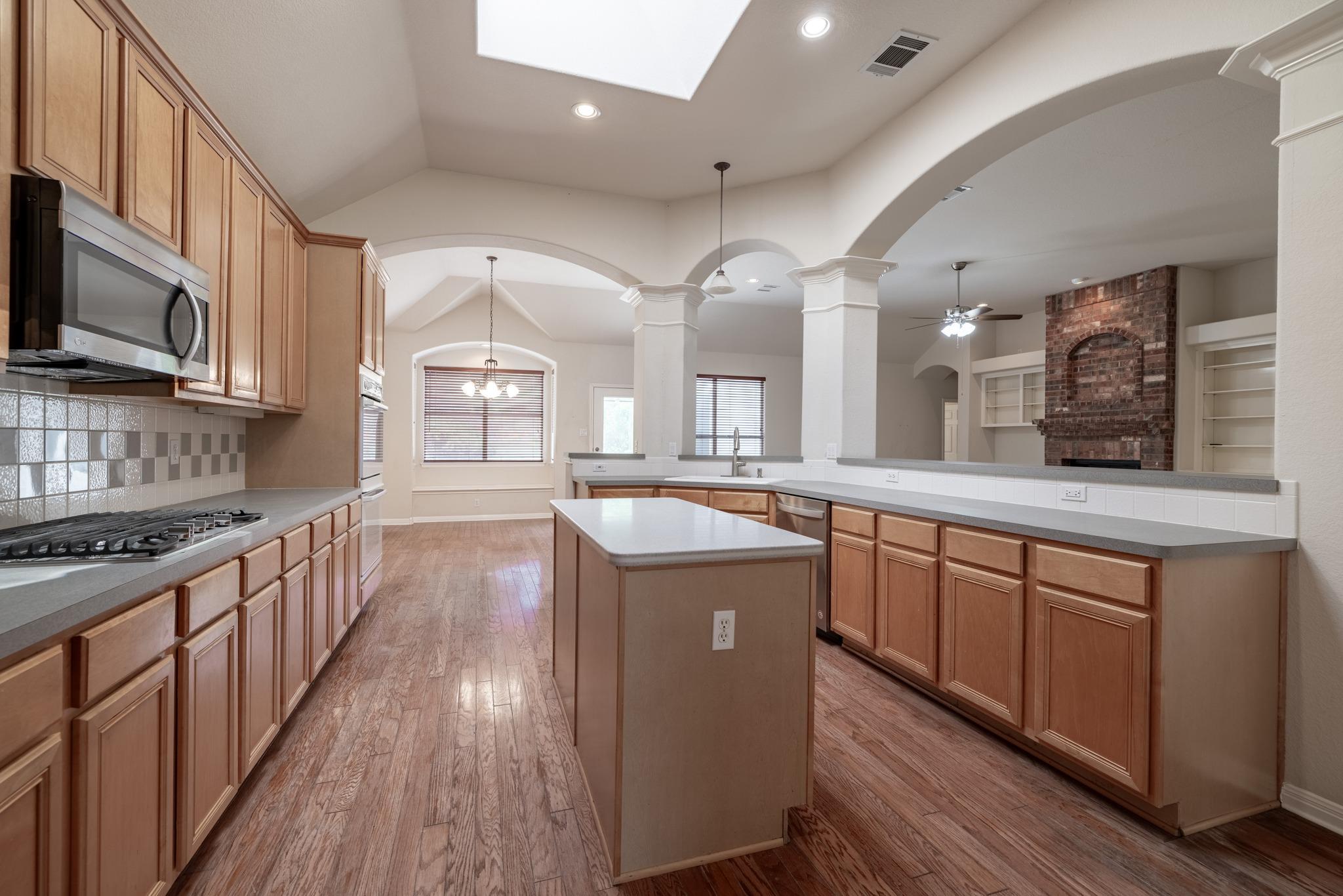 124  Stonehedge Blvd, photo 10
