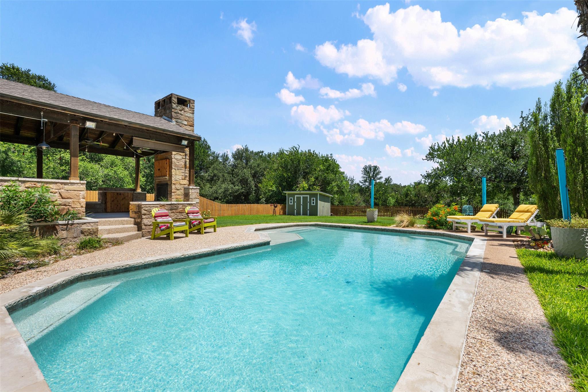 4011  Honey Bear Loop, photo 2