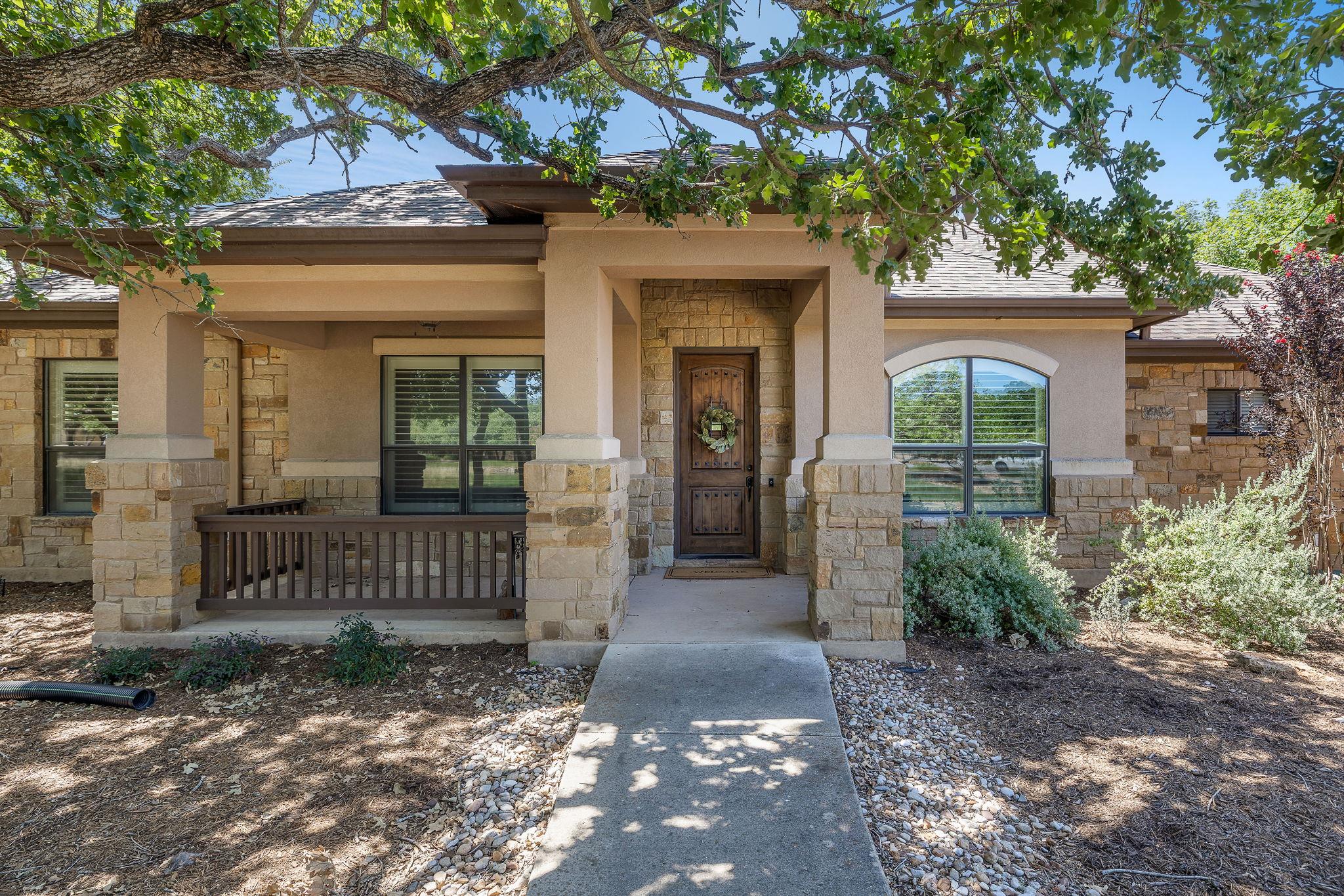 165  Silverado Dr, photo 2