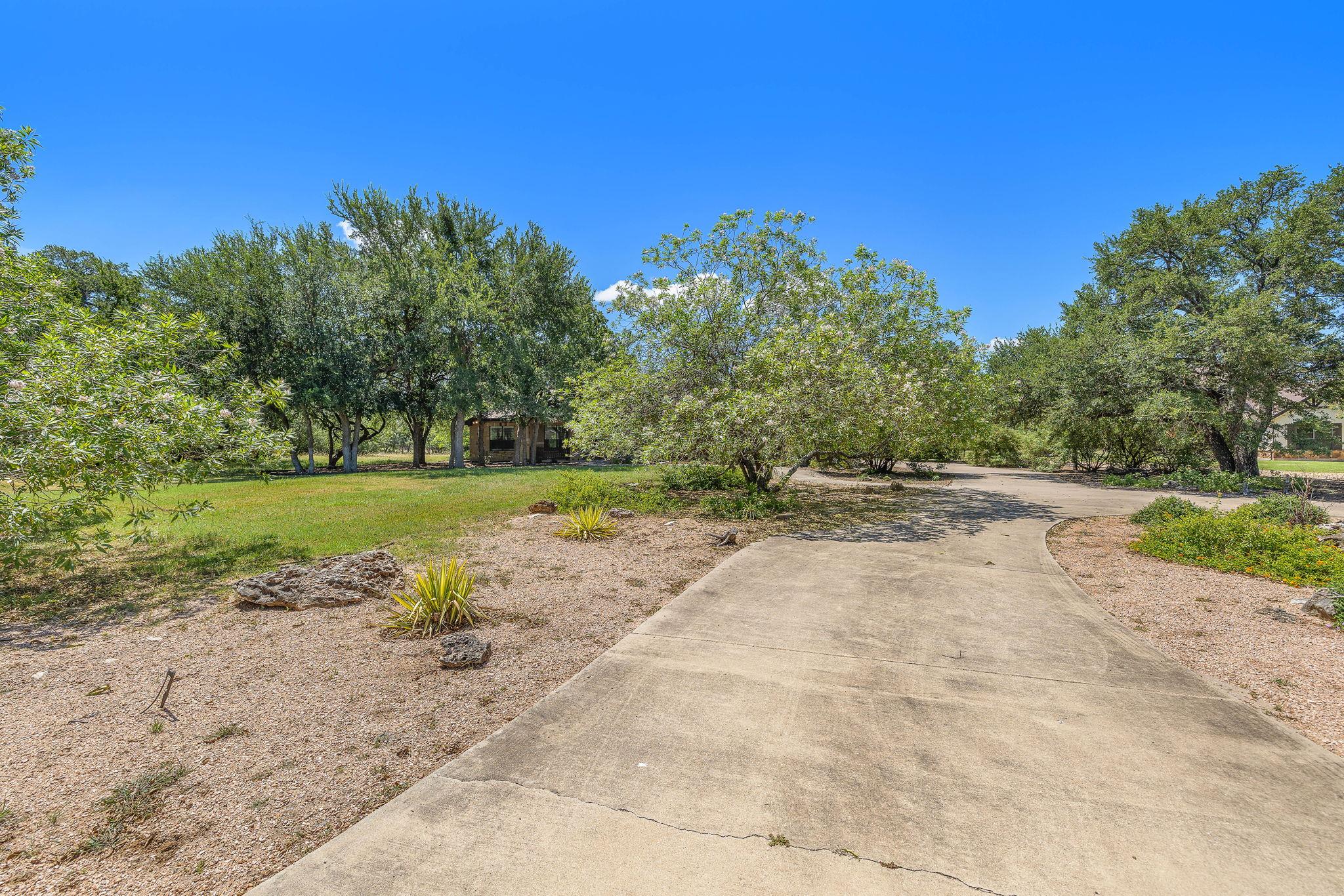 165  Silverado Dr, photo 9