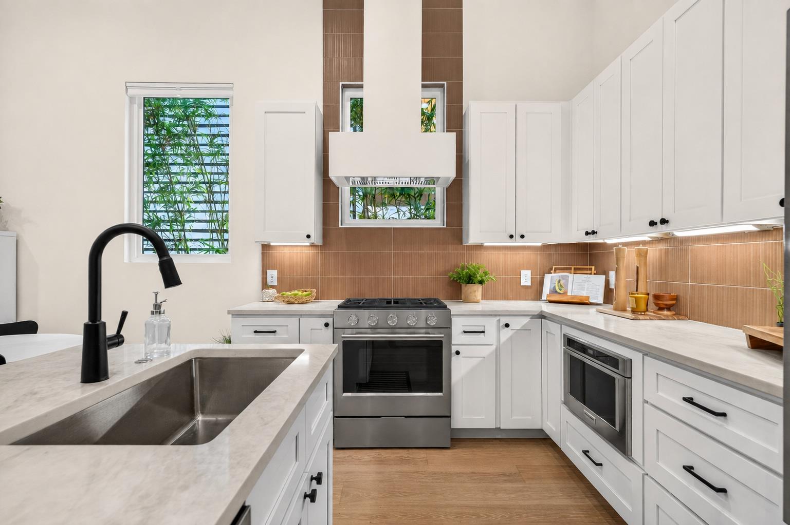826  Morrow St  #3, photo 3