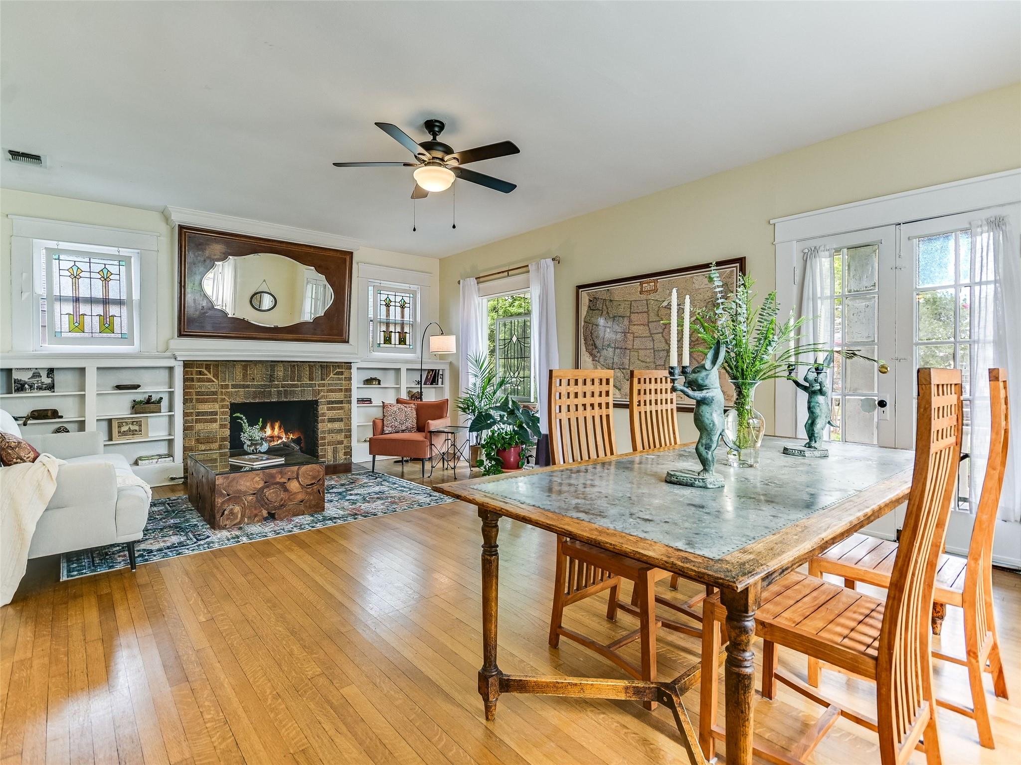 200 W 40th St, photo 9