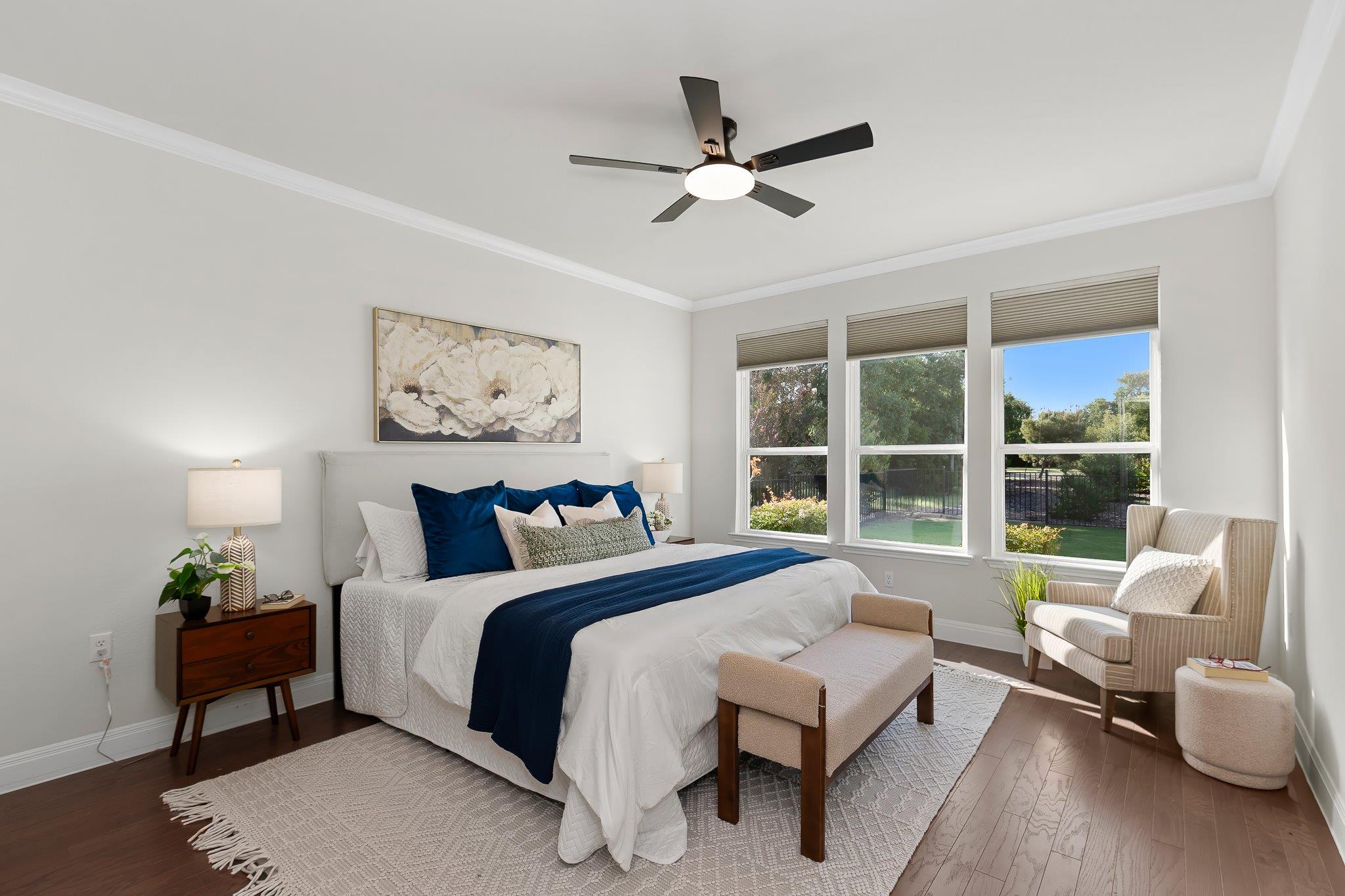 215  Hanging Star Ln, photo 3