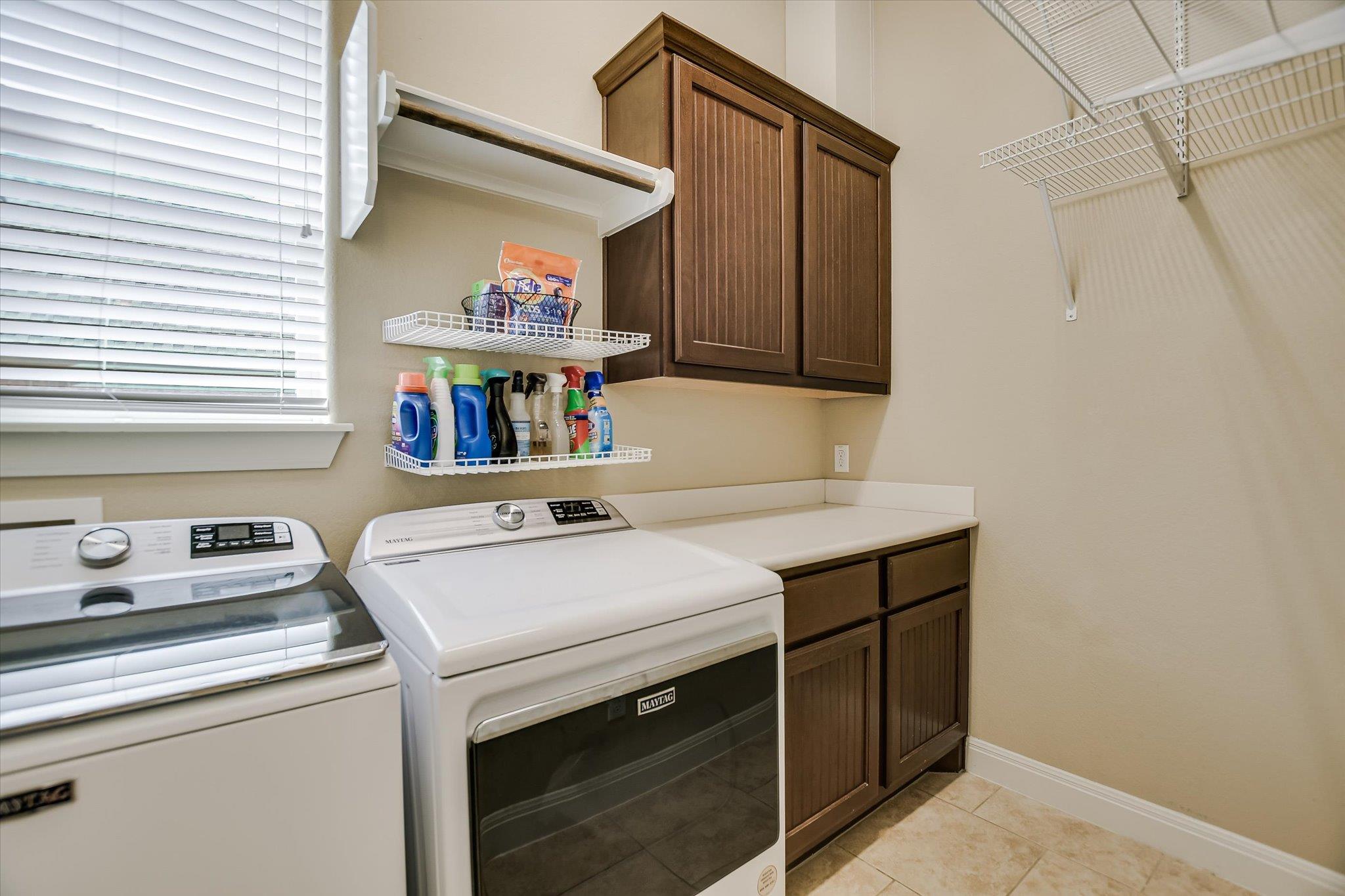 500  Victoria Dr, photo 9