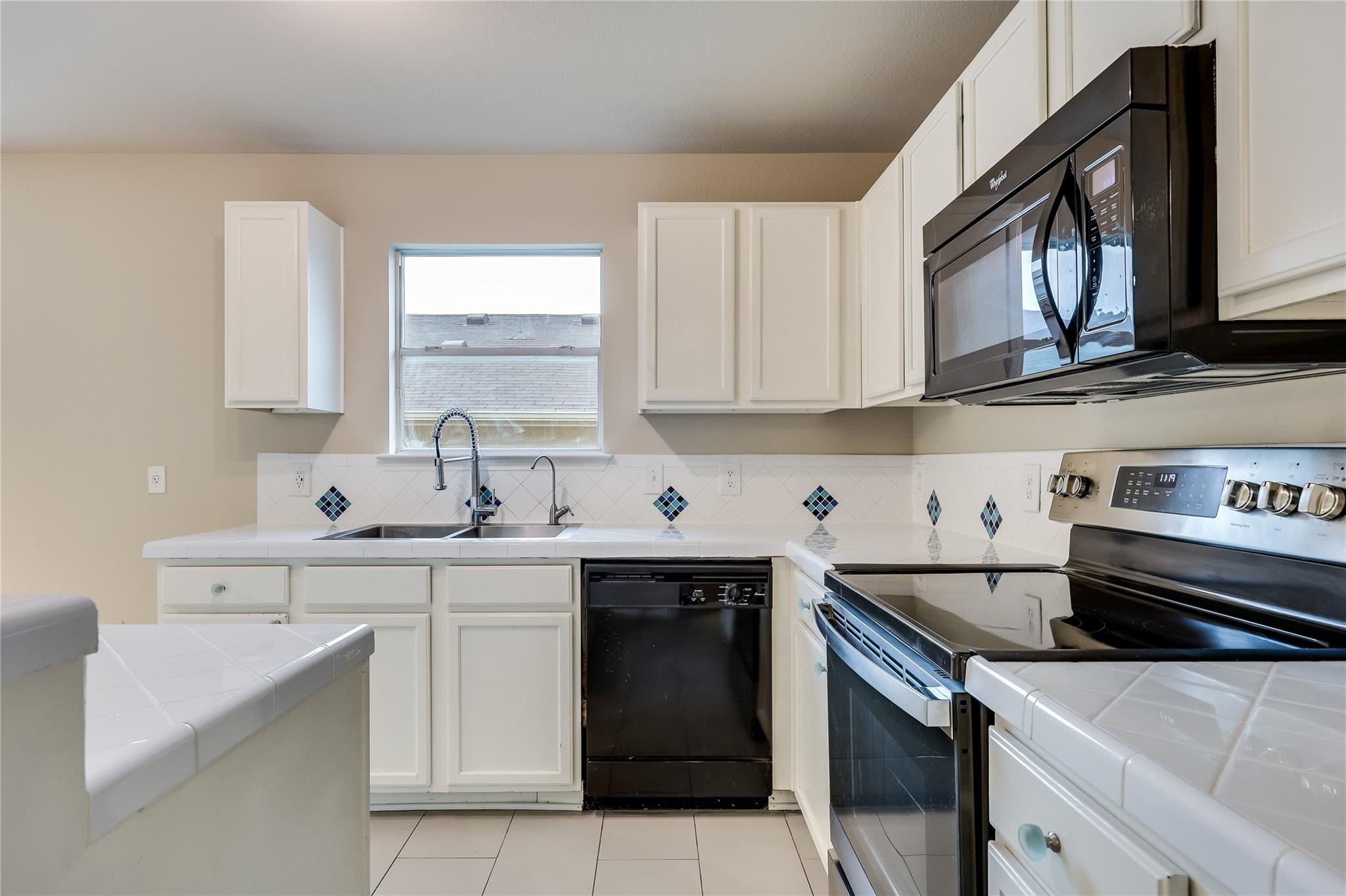 9005  Elfen Cv, photo 9