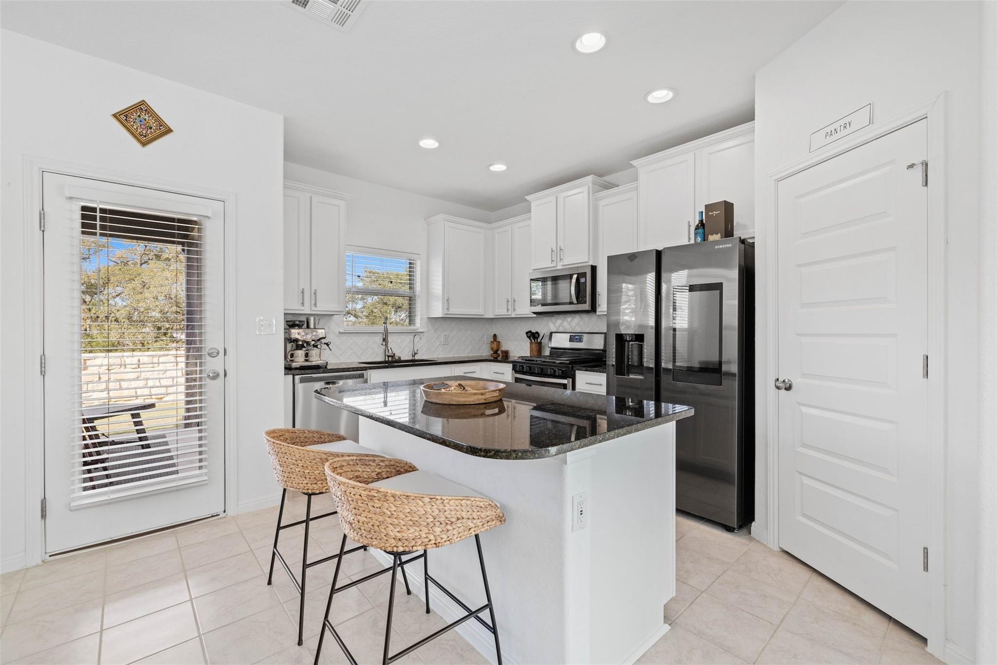424  Arrowhead Vine St, photo 12