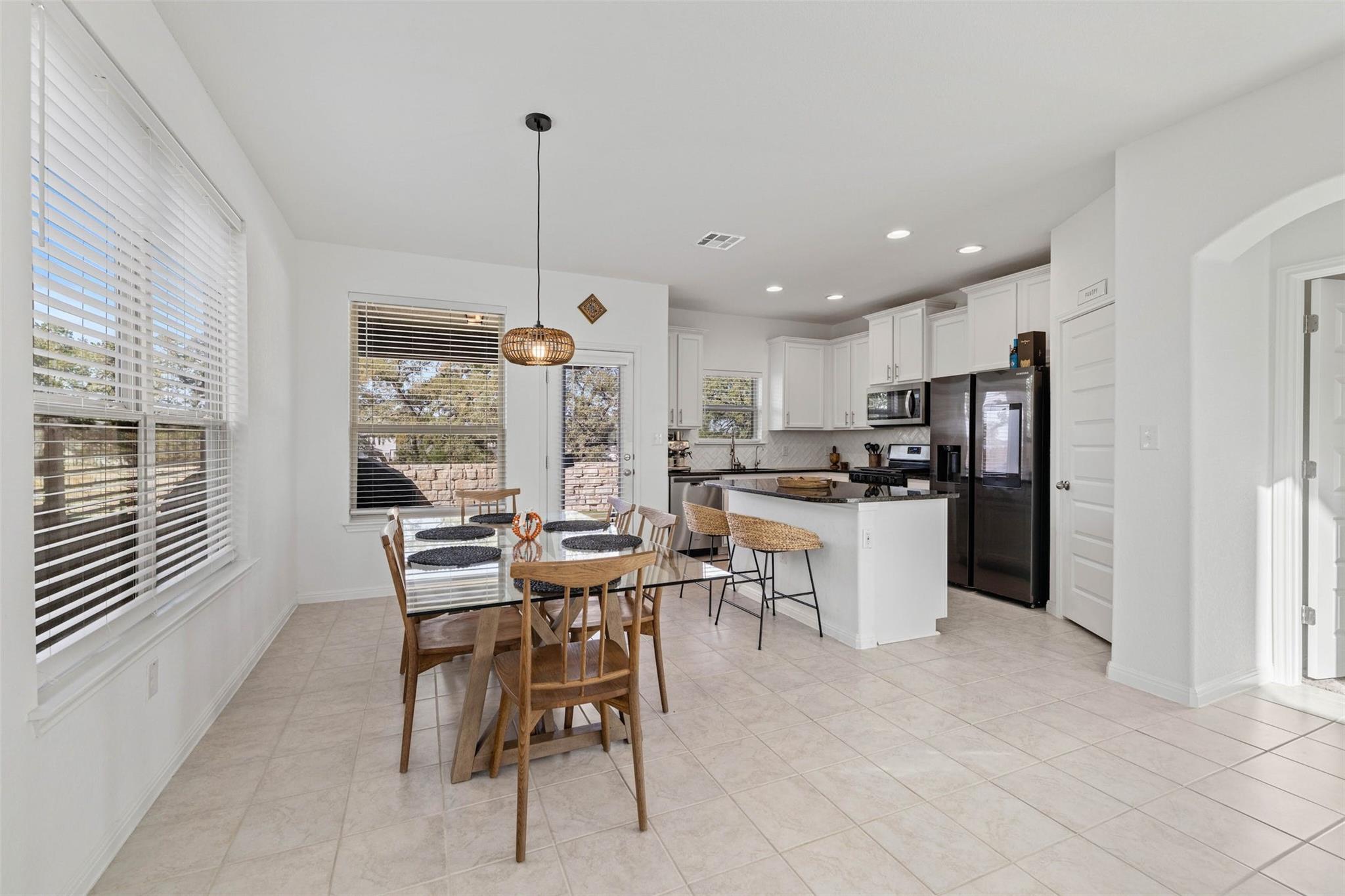 424  Arrowhead Vine St, photo 9
