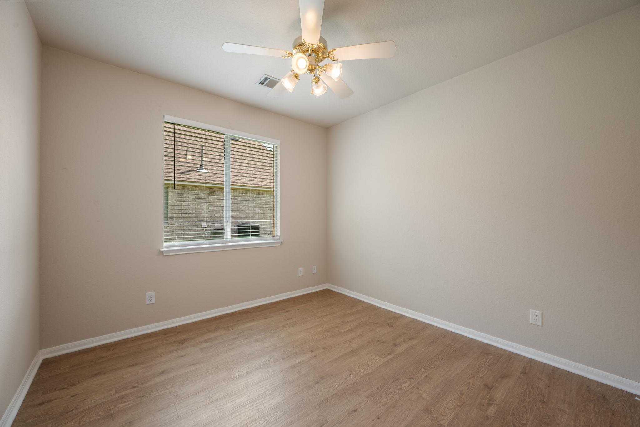 19609  Vilamoura St, photo 11
