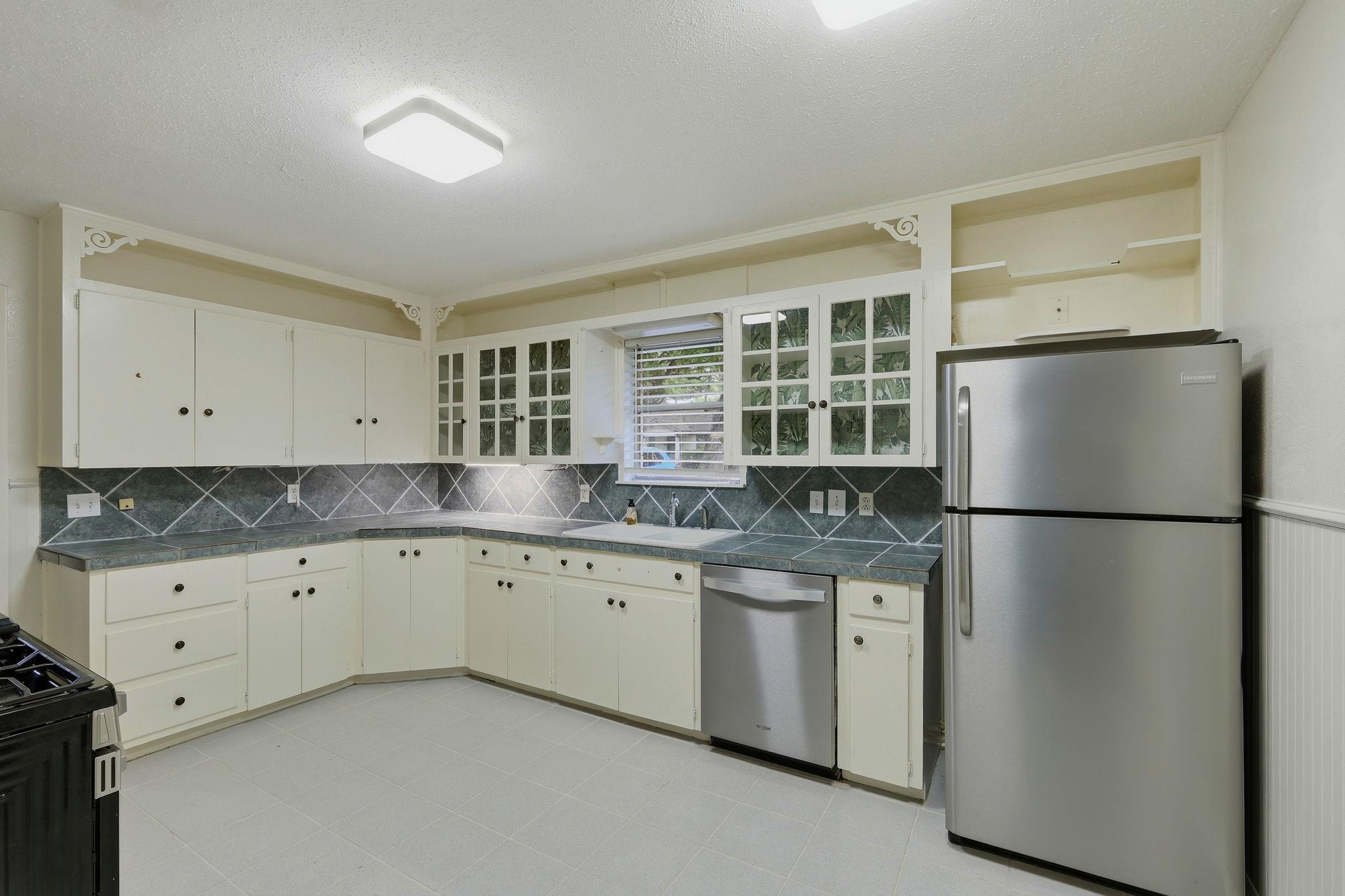208 N  Cedar St, photo 4