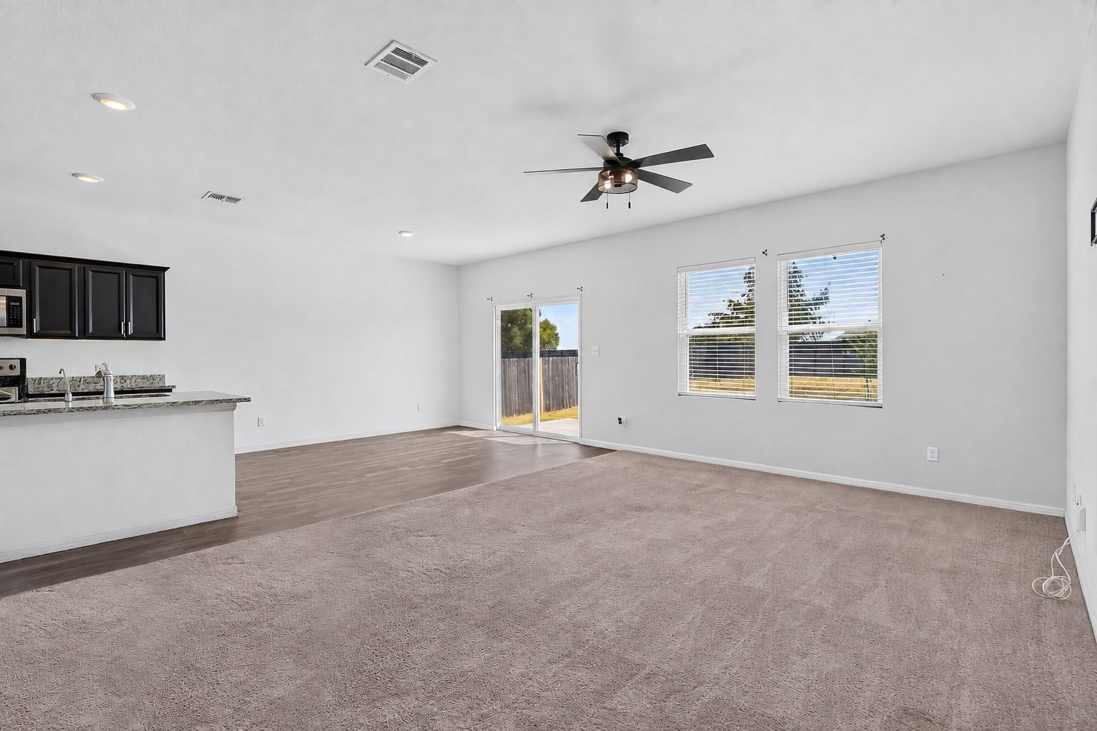 13513  Robert Wagner Bnd, photo 9