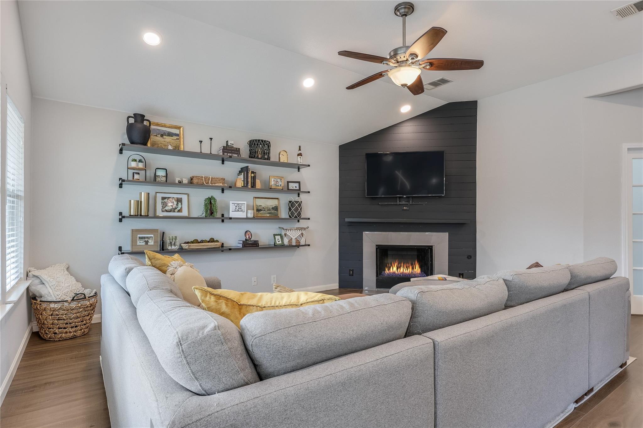 800  Portchester Castle Path, photo 12
