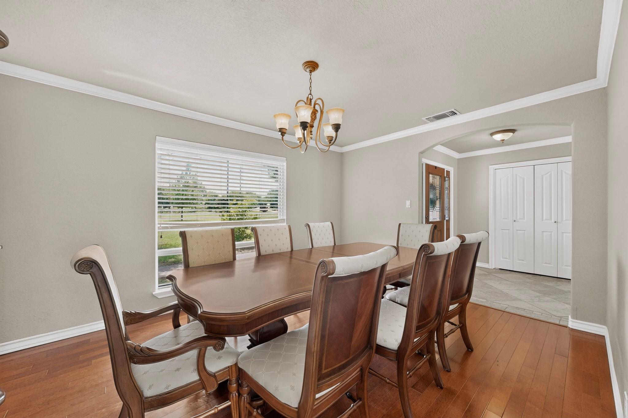 350  Richard Rd, photo 8