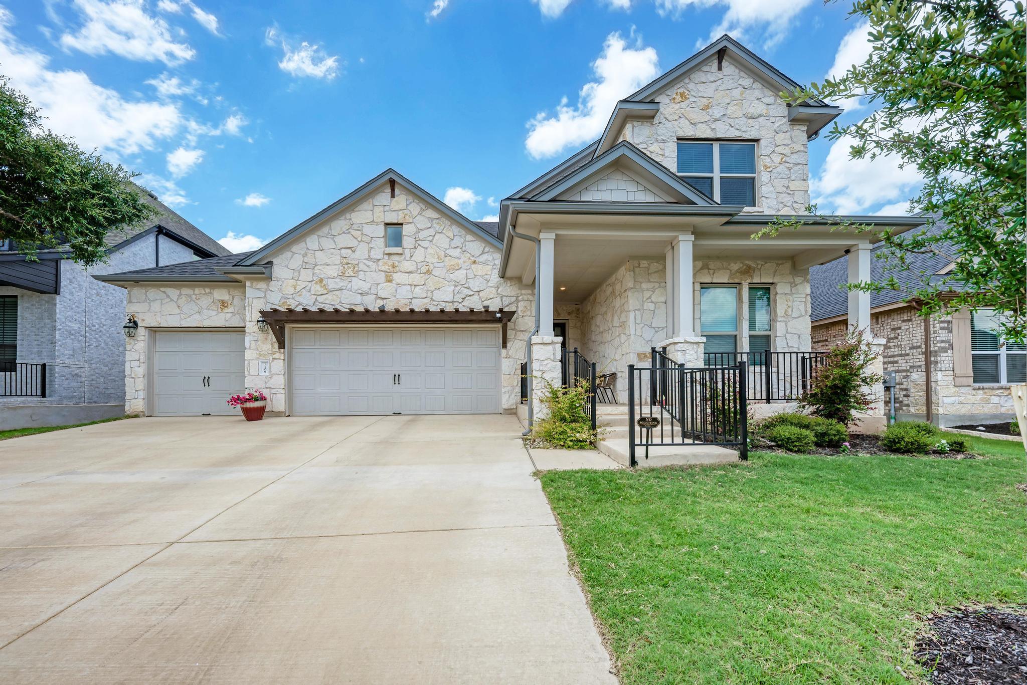 1105  White Daisy Ln, photo 2