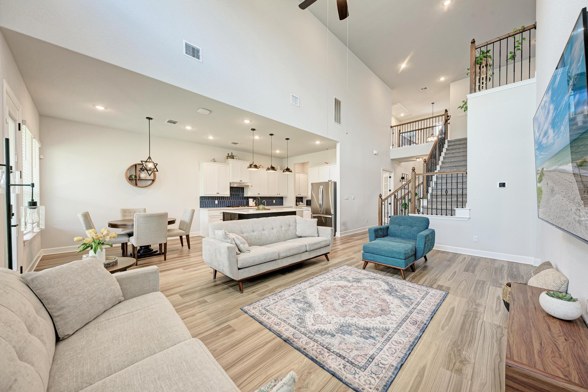 1105  White Daisy Ln, photo 8