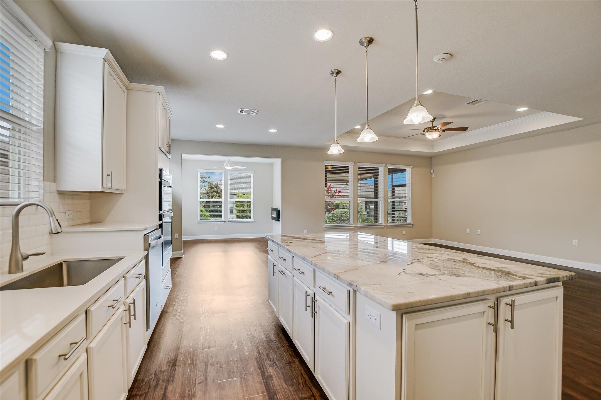 210  Rockport St, photo 9