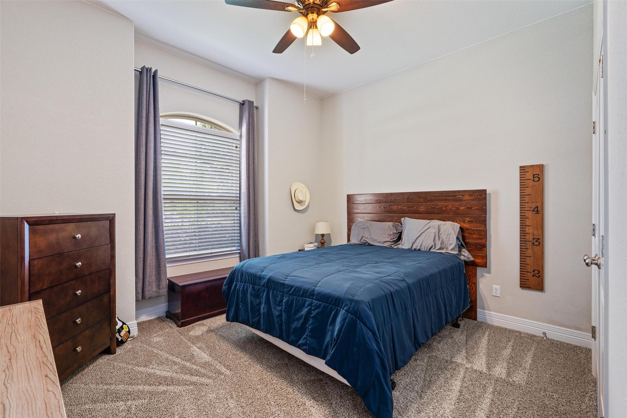 20016  Abigail Way, photo 9