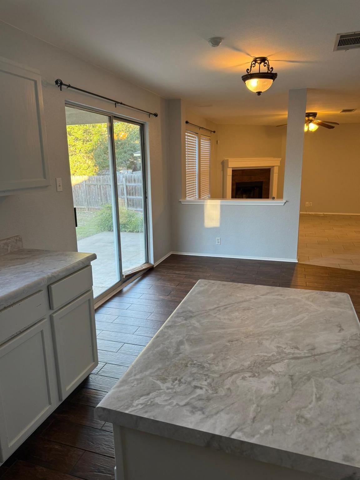 612  Blair Ave, photo 2