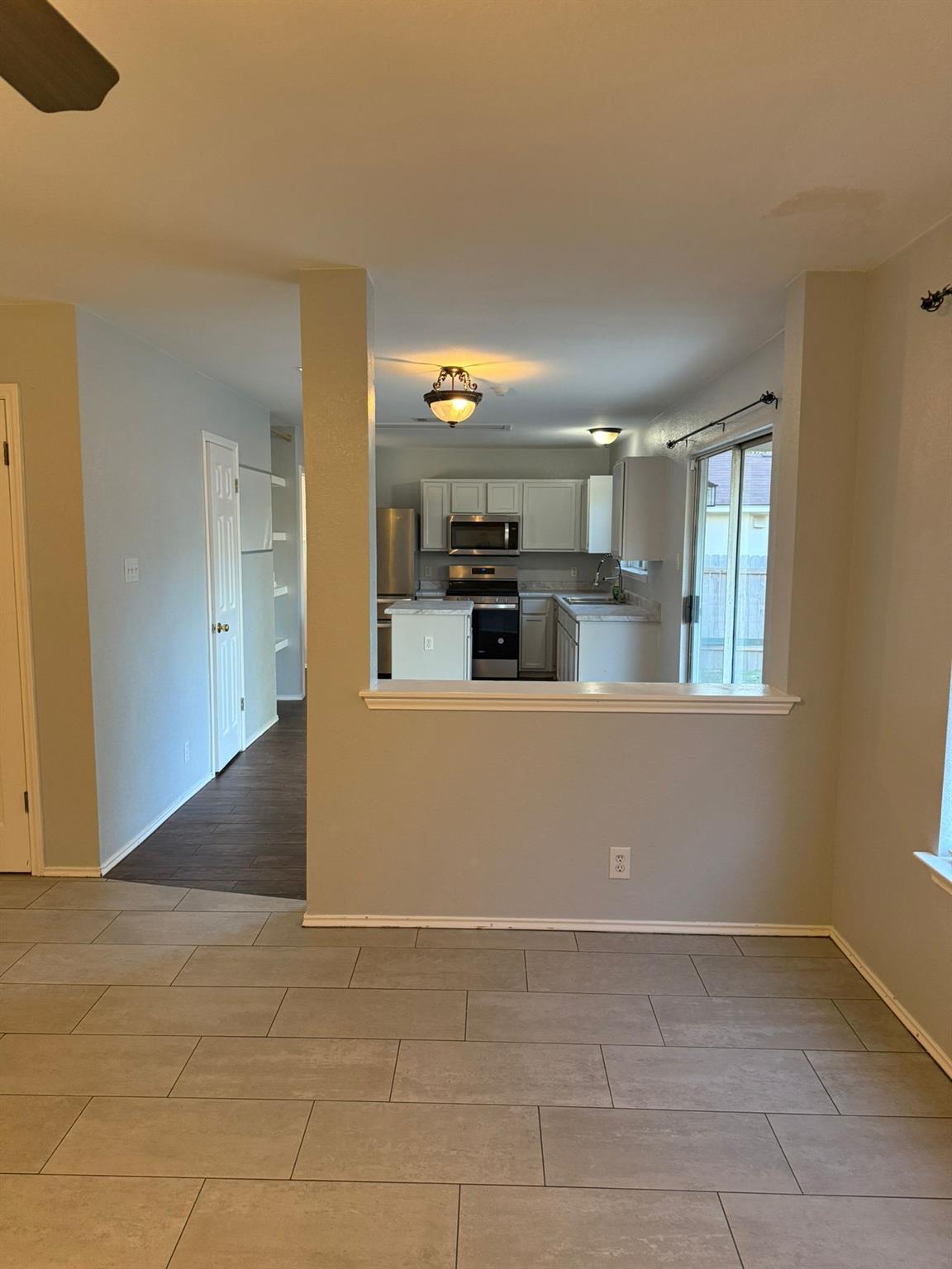 612  Blair Ave, photo 10