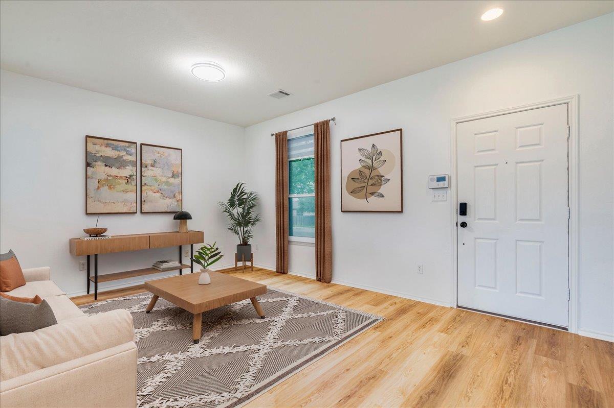 401  Waterleaf Blvd, photo 7