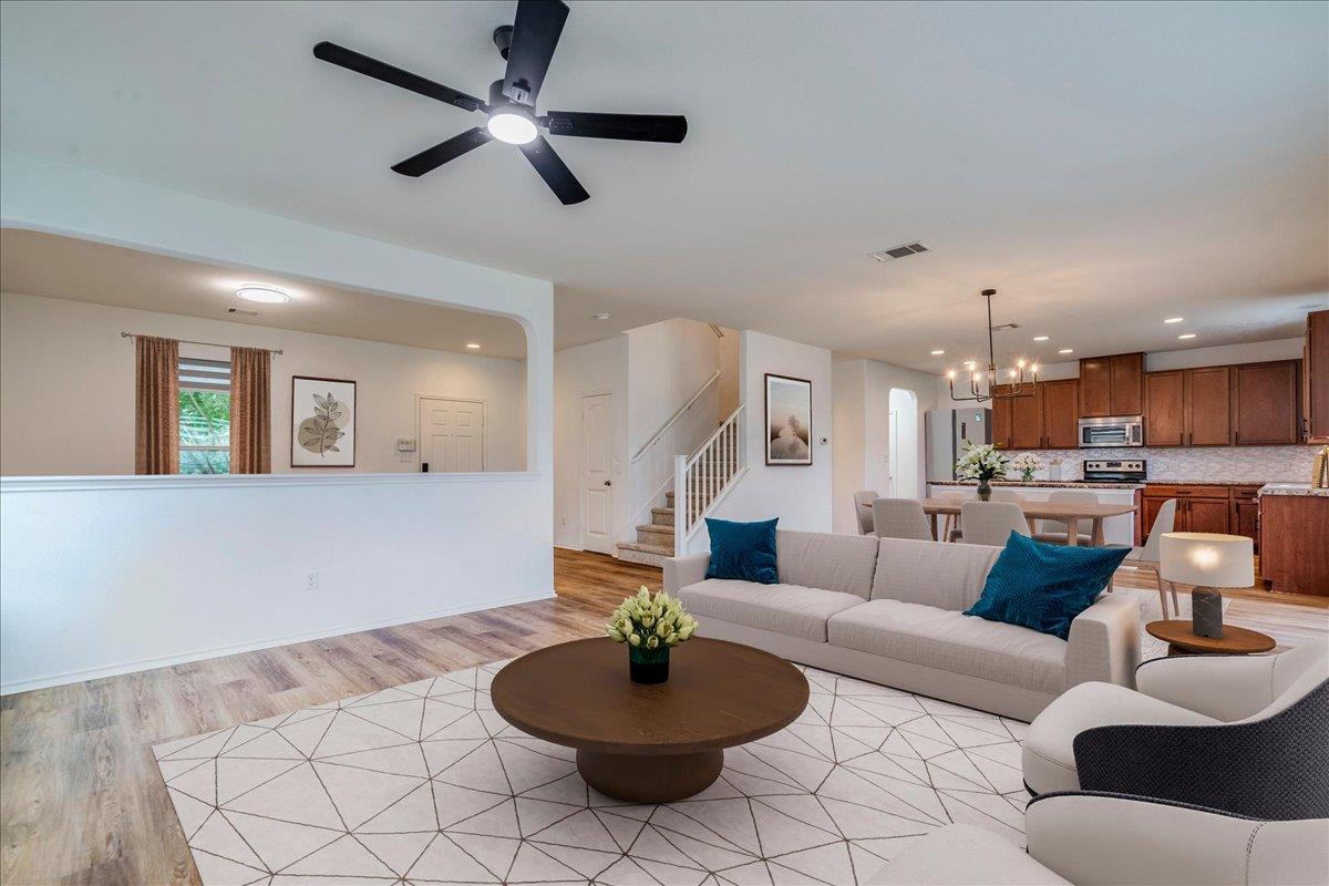 401  Waterleaf Blvd, photo 9