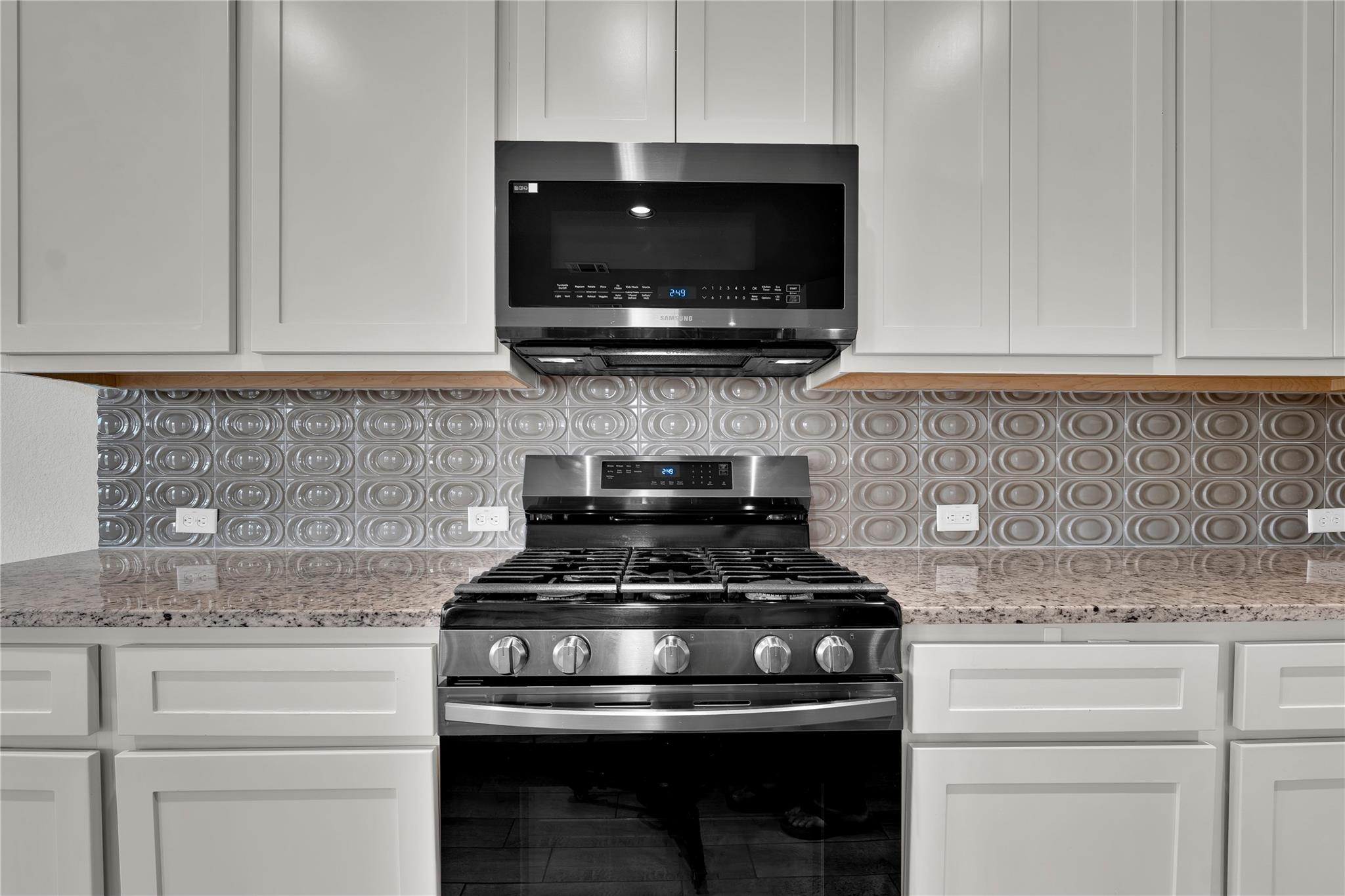 101  Crescent St, photo 12